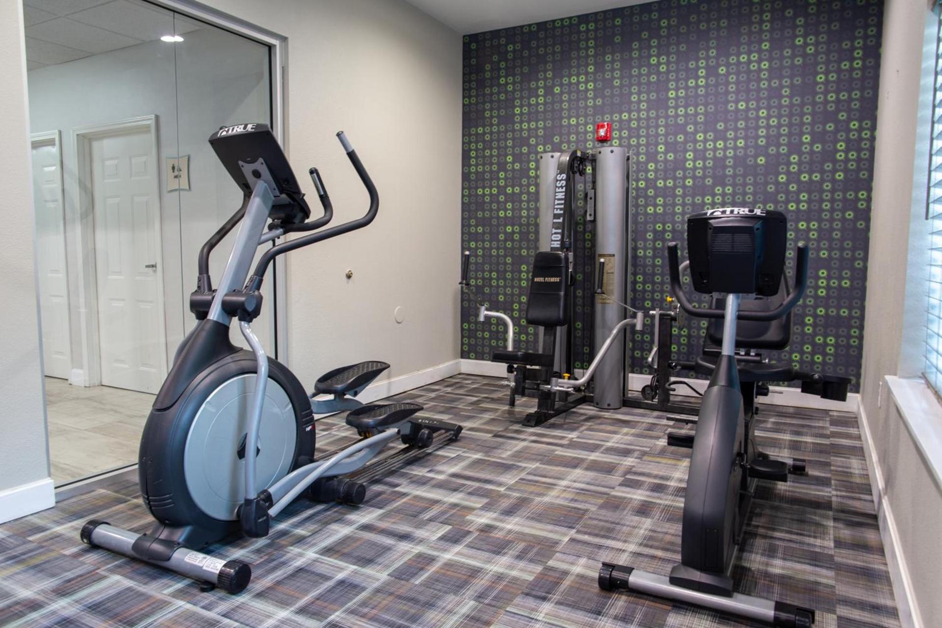 La Quinta by Wyndham Houston East at Normandy photo 17