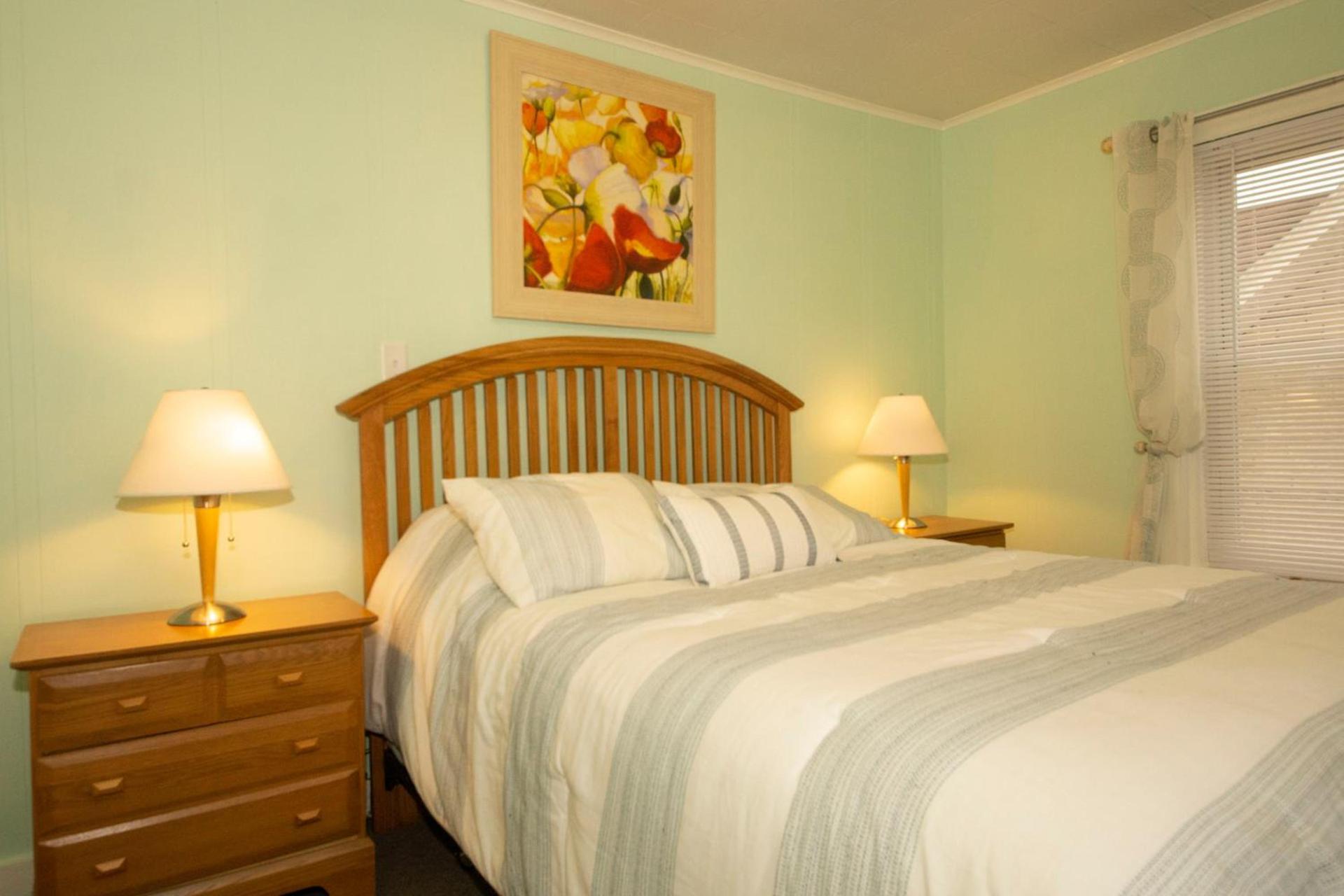 Simmons Motel and Suites photo 37