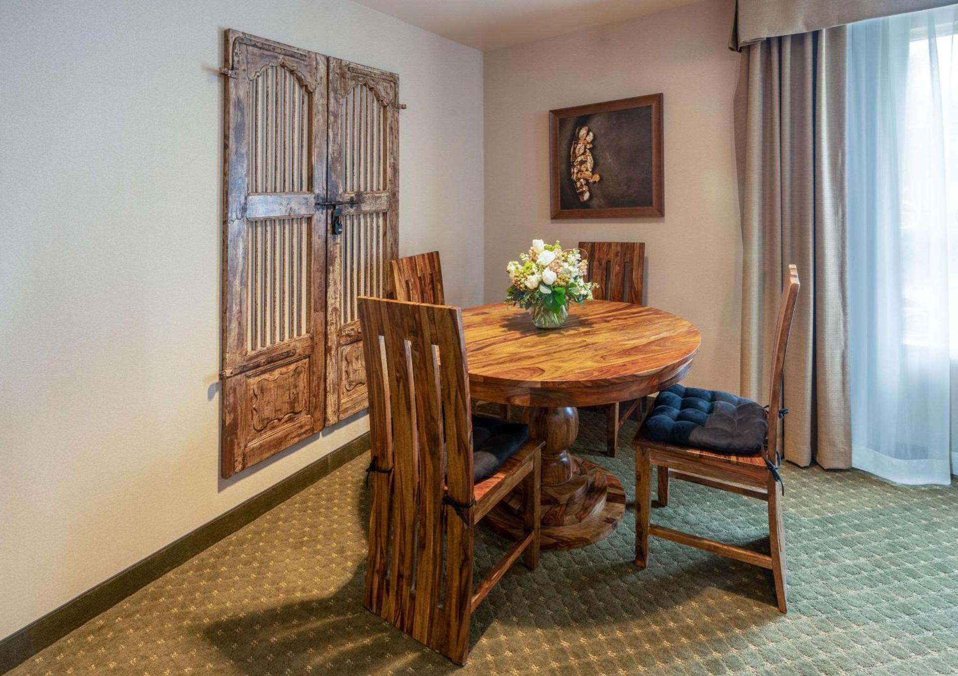 Gold Miners Inn Grass Valley, an Ascend Collection Hotel photo 62