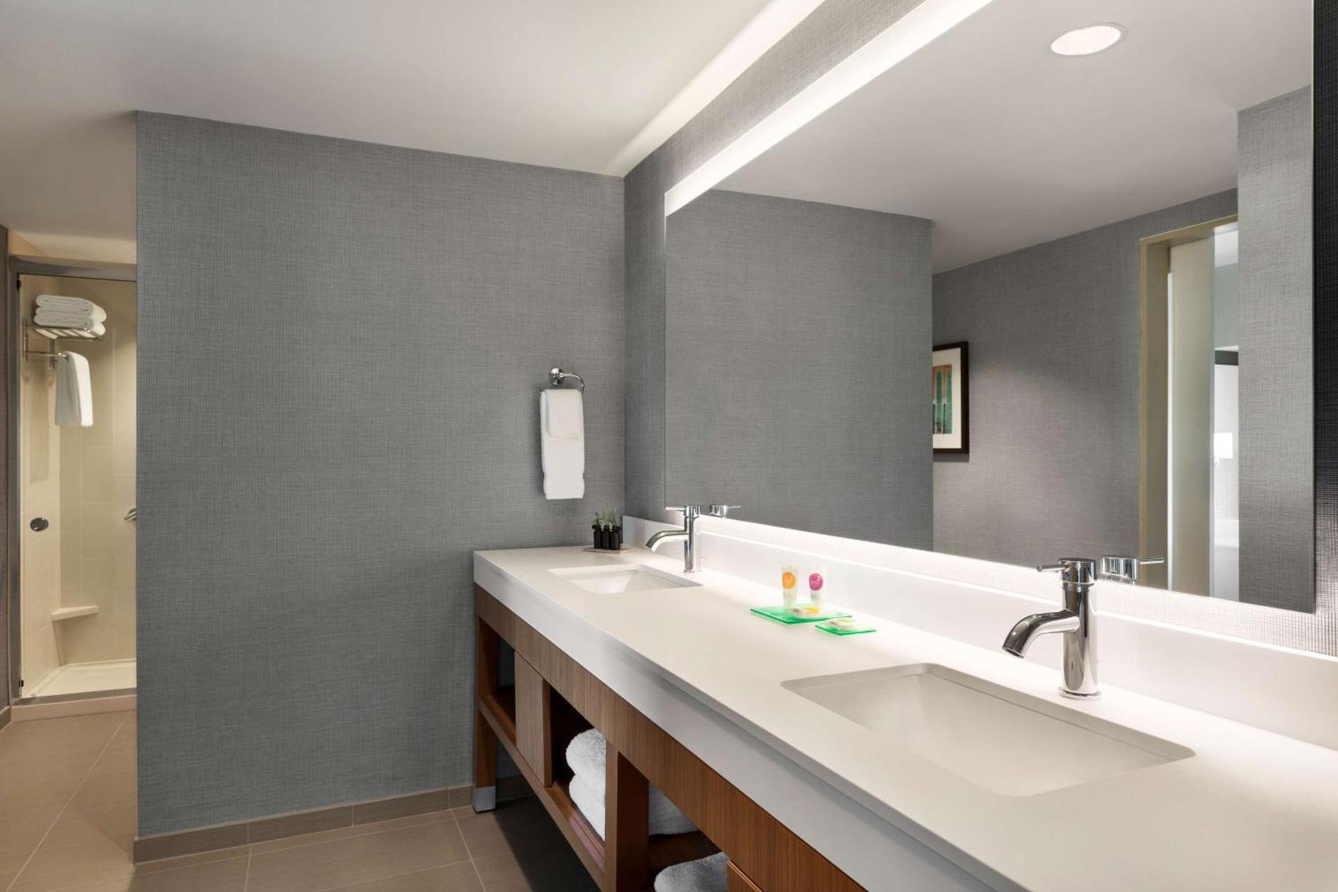 Hyatt Place Virginia Beach Town Center photo 53