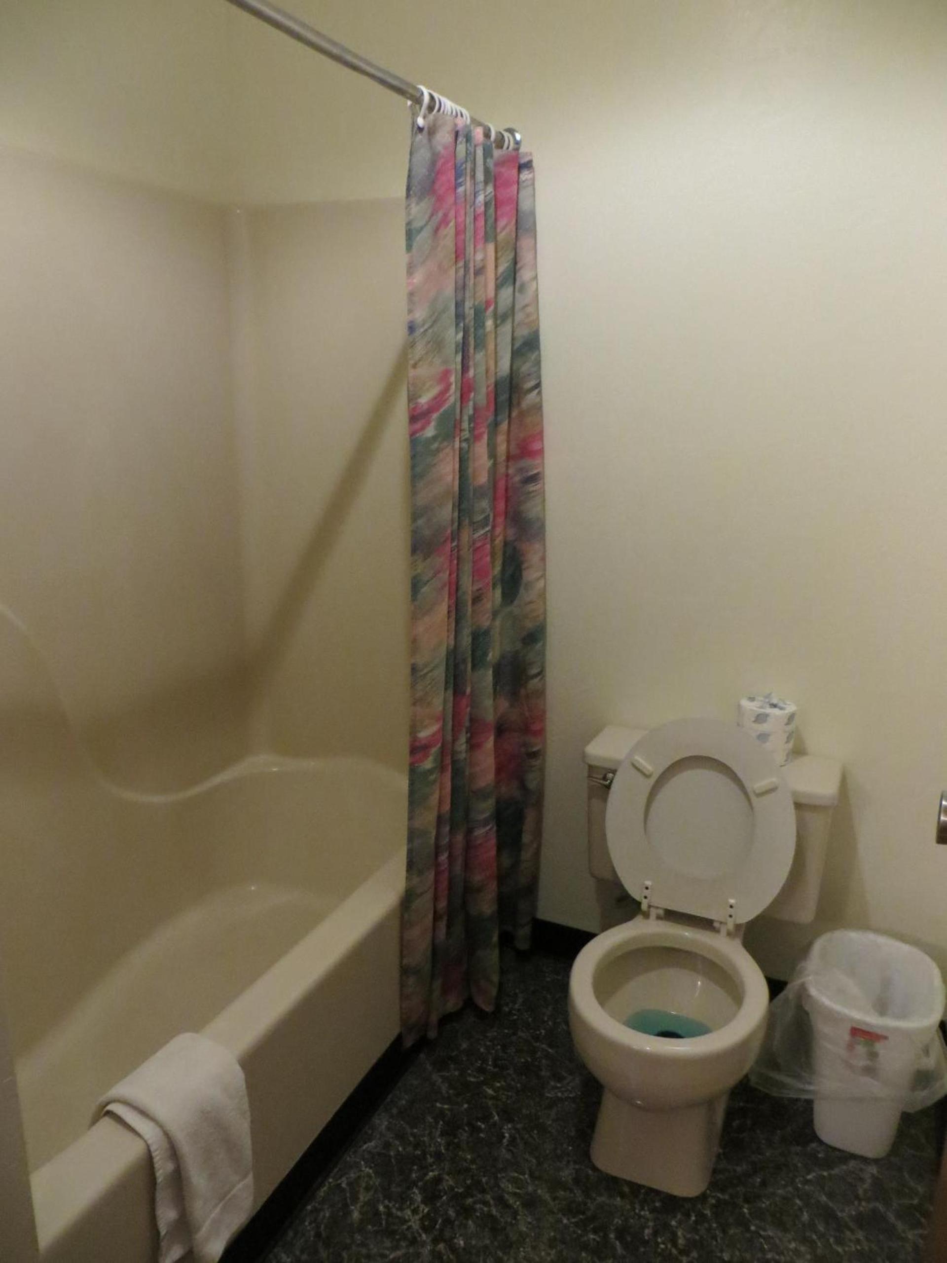 Starlite Budget Inn photo 25