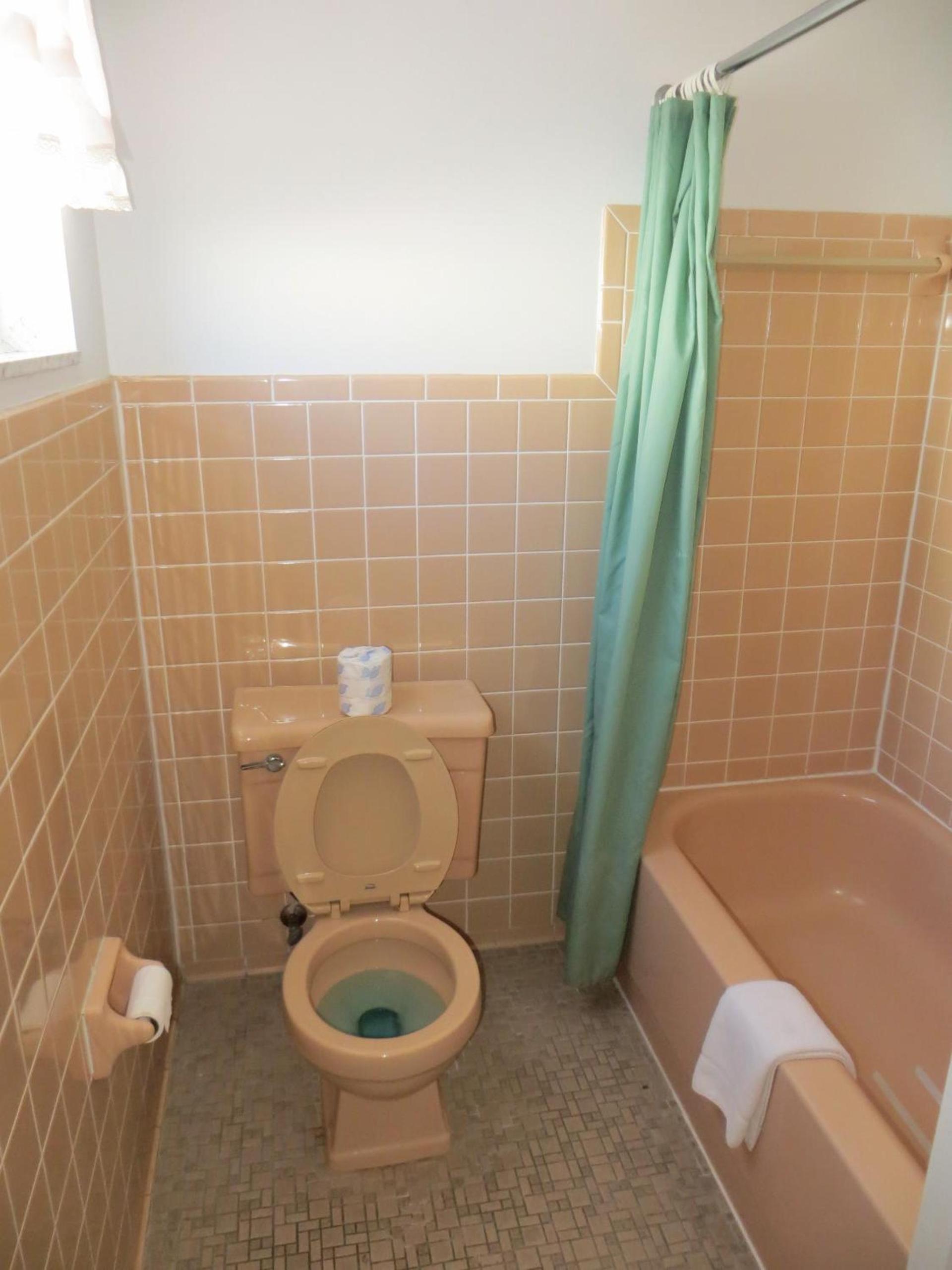 Starlite Budget Inn photo 13