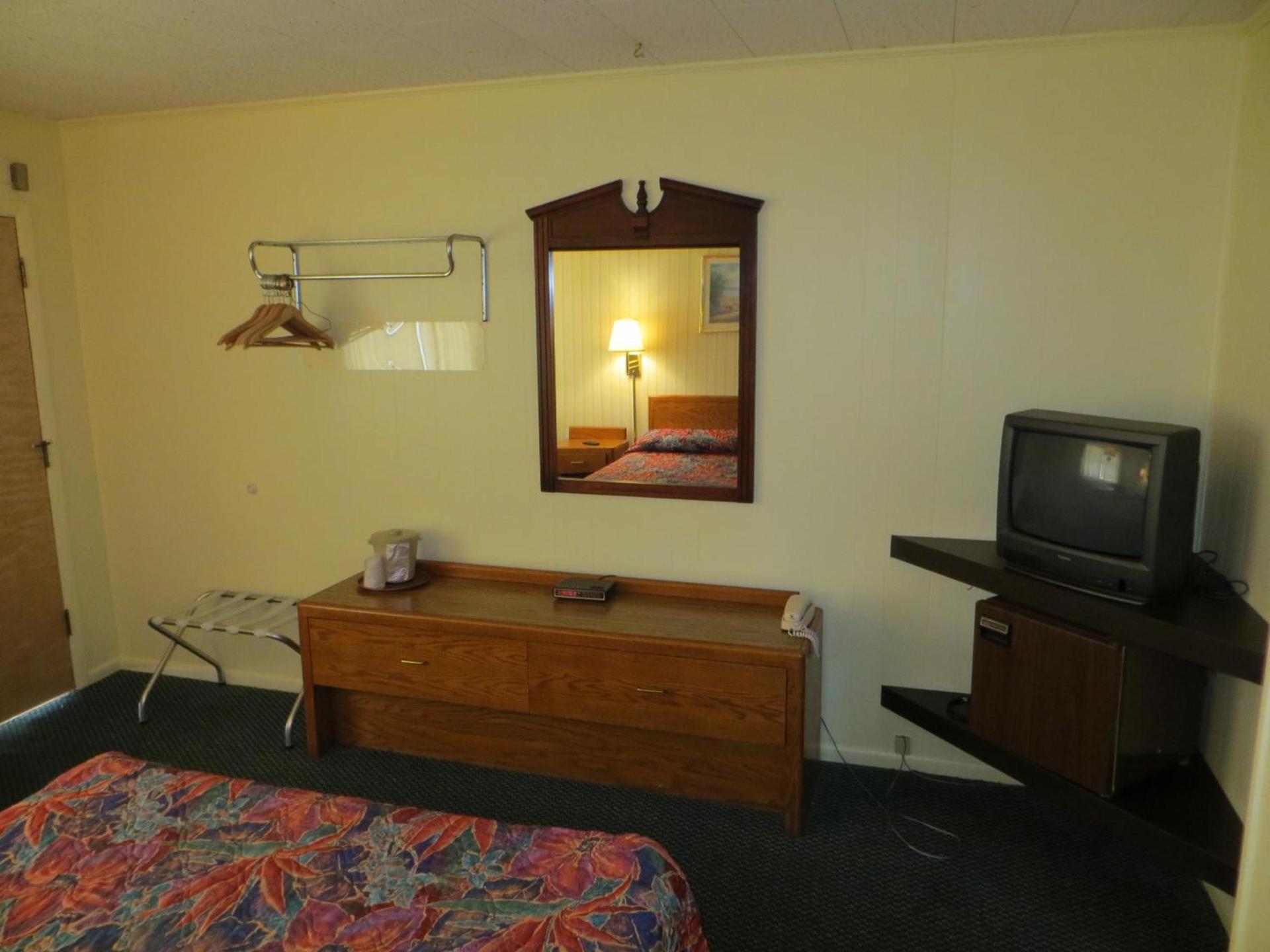 Starlite Budget Inn photo 10