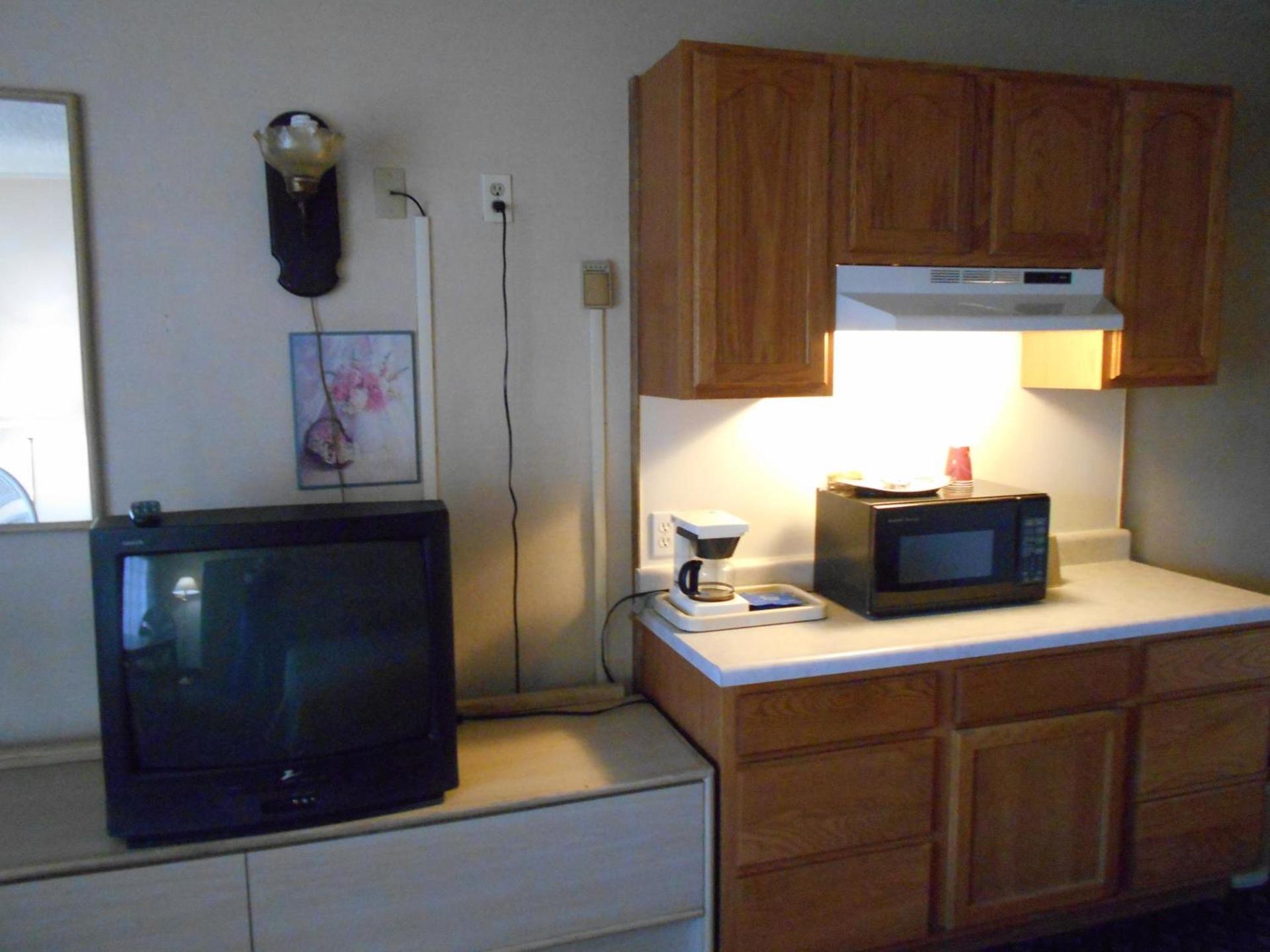 Victorian Inn photo 28