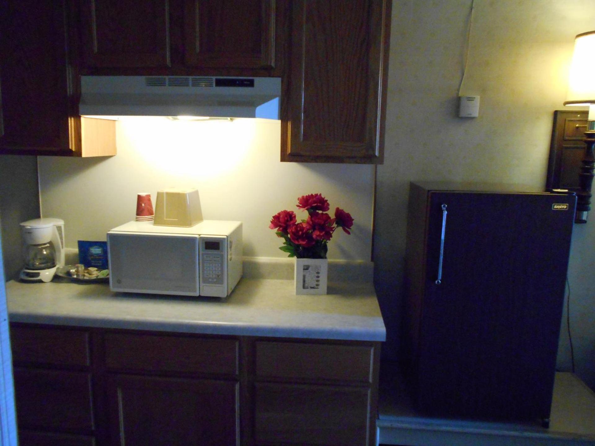 Victorian Inn photo 32
