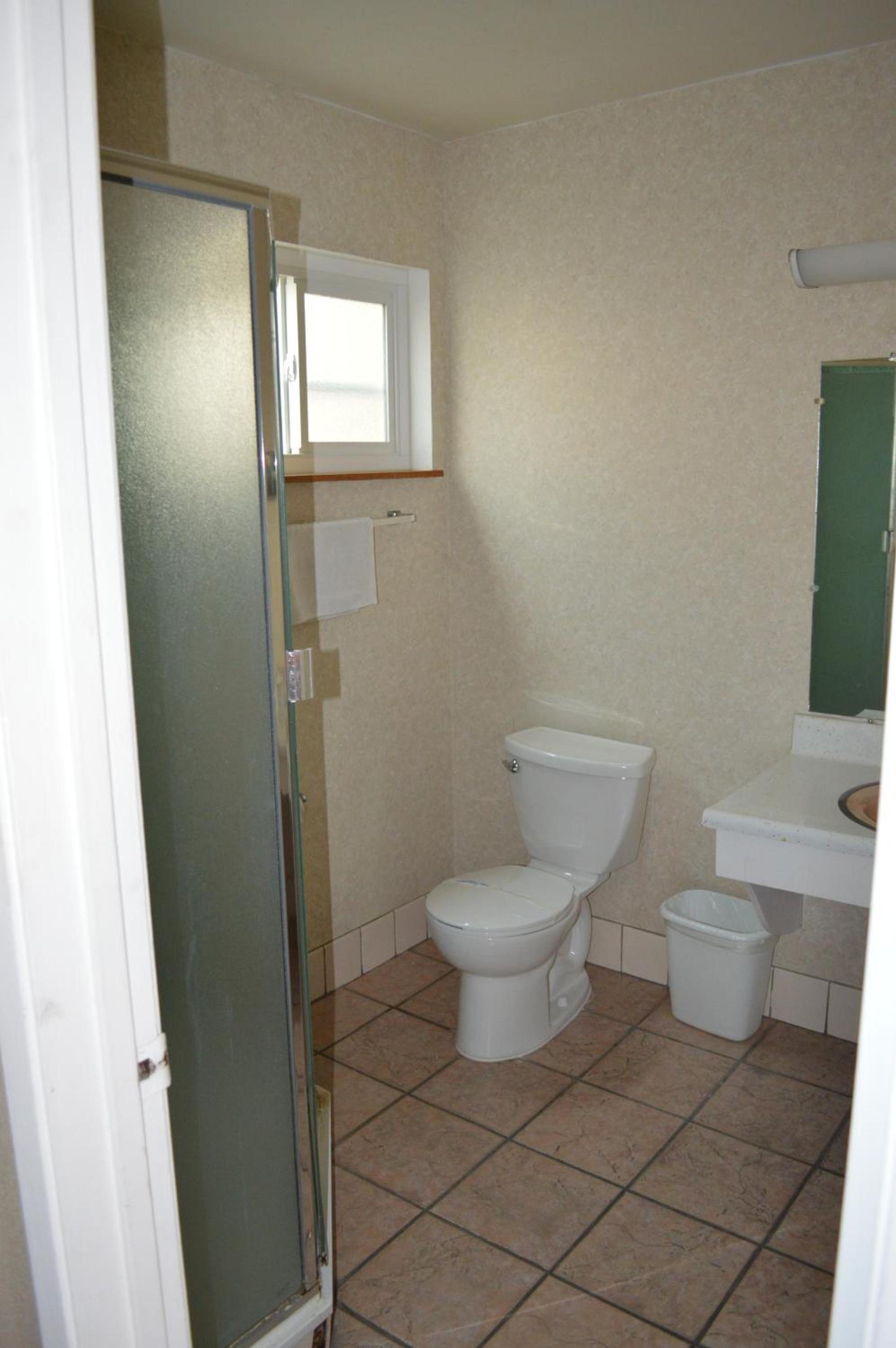 Gateway Inn Fairfield photo 8