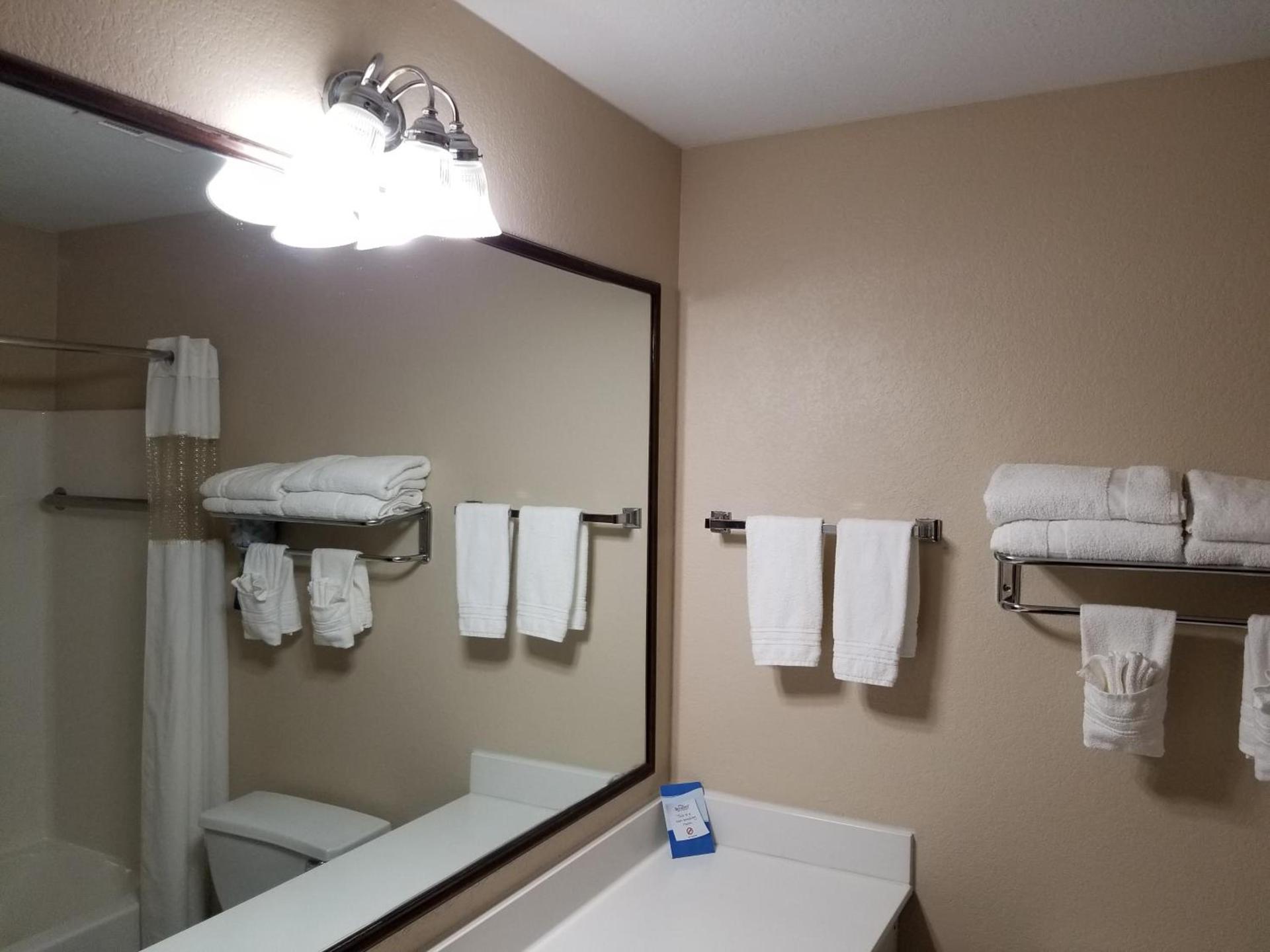 Baymont by Wyndham Plainfield/ Indianapolis Arpt Area photo 38