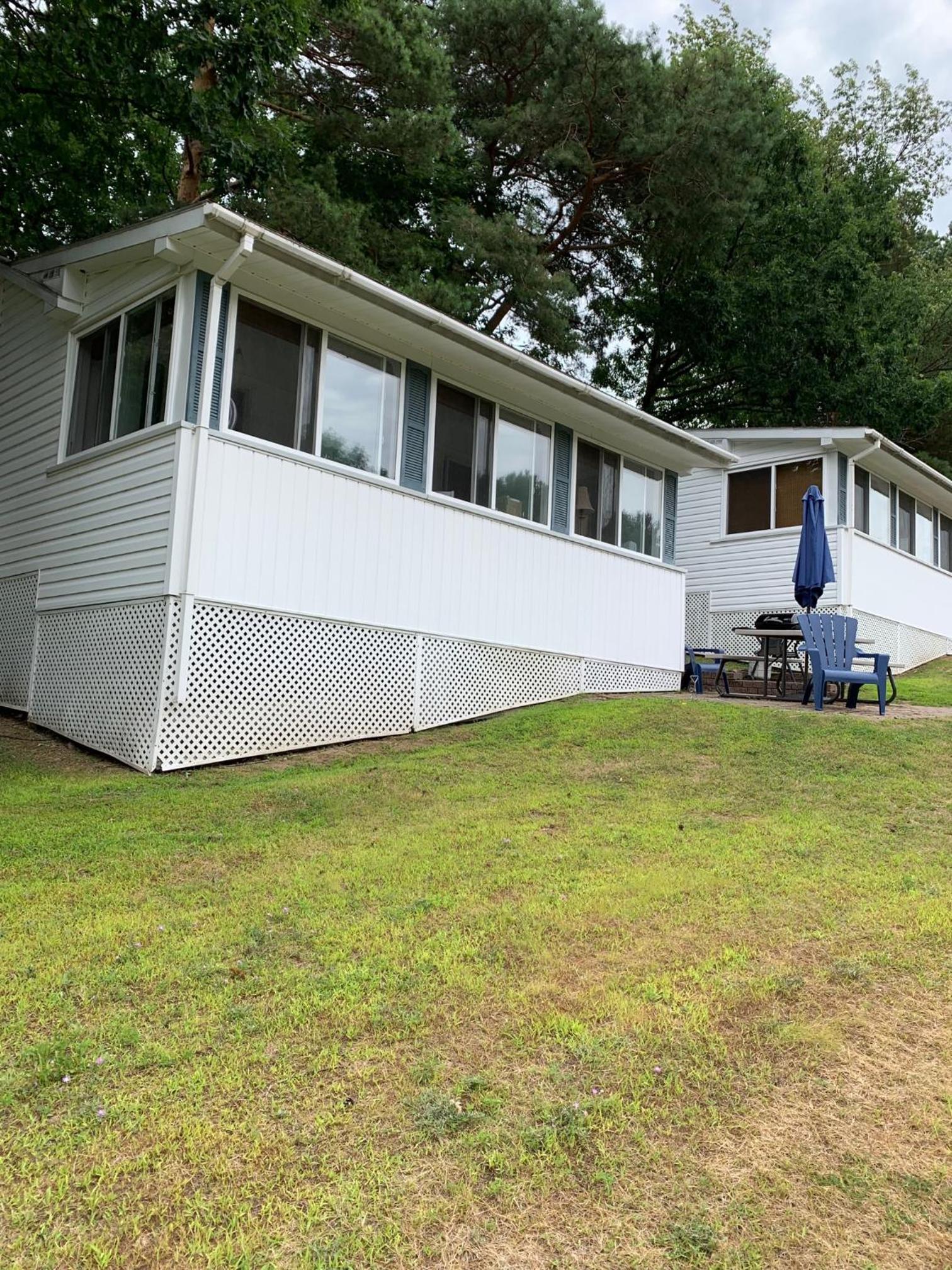 West Winds Motel & Cottages photo 70
