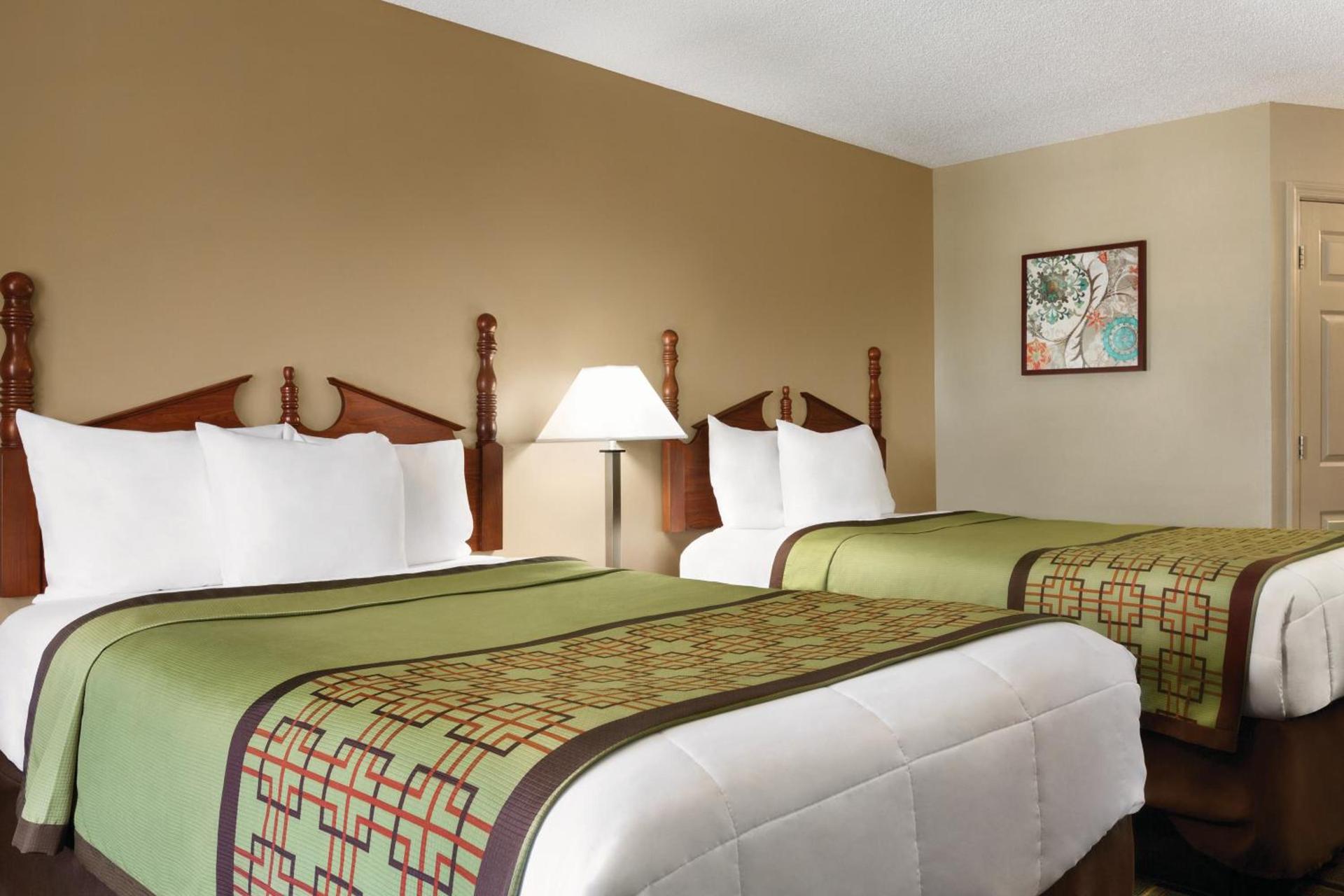 Baymont by Wyndham Warner Robins photo 50