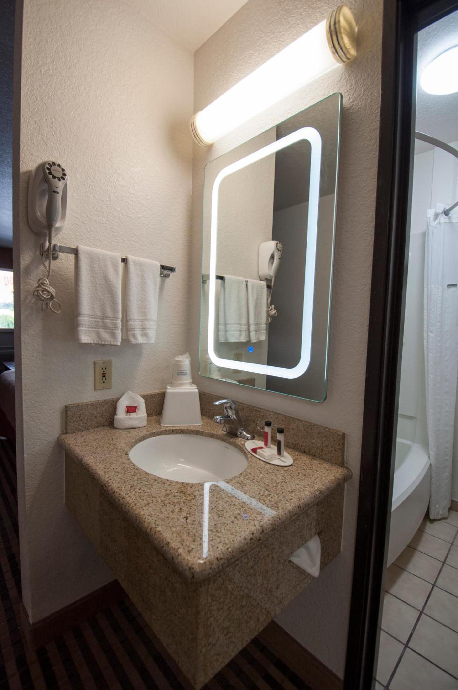 Quality Inn Wenatchee-Leavenworth photo 22