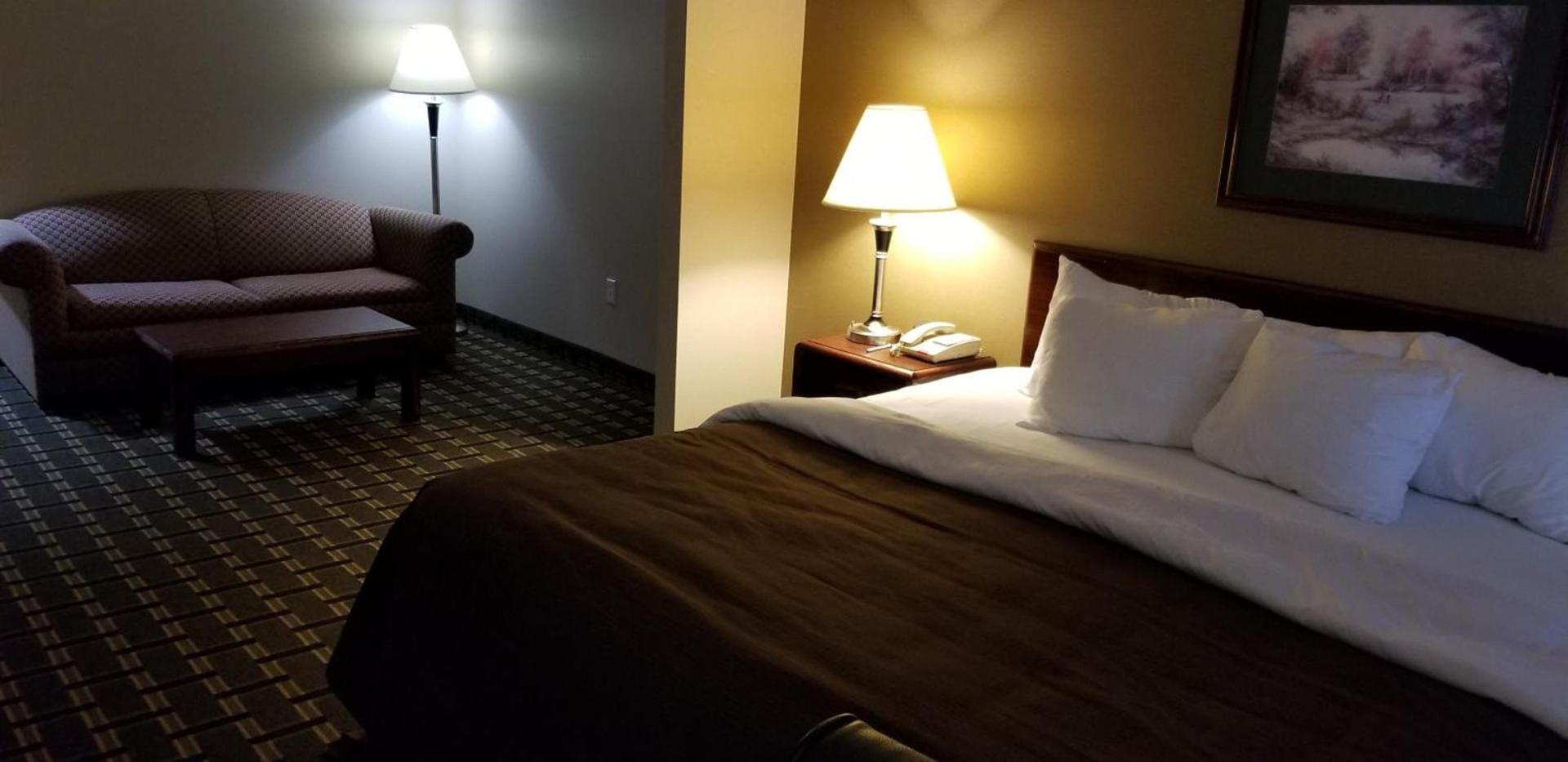 FairBridge Inn & Suites Batavia-Darien Amusement Park photo 5
