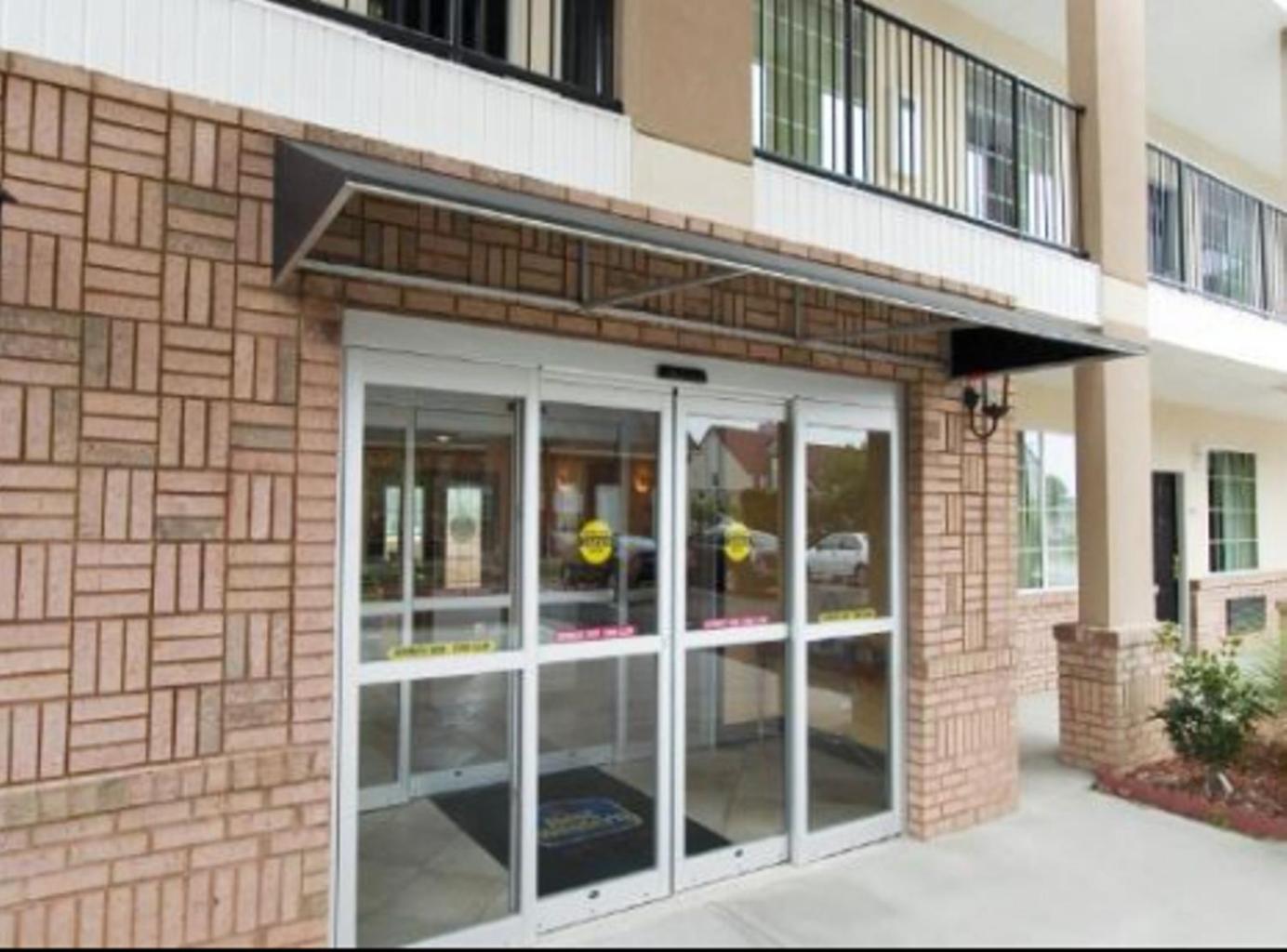 Garden Inn Hotel photo 10
