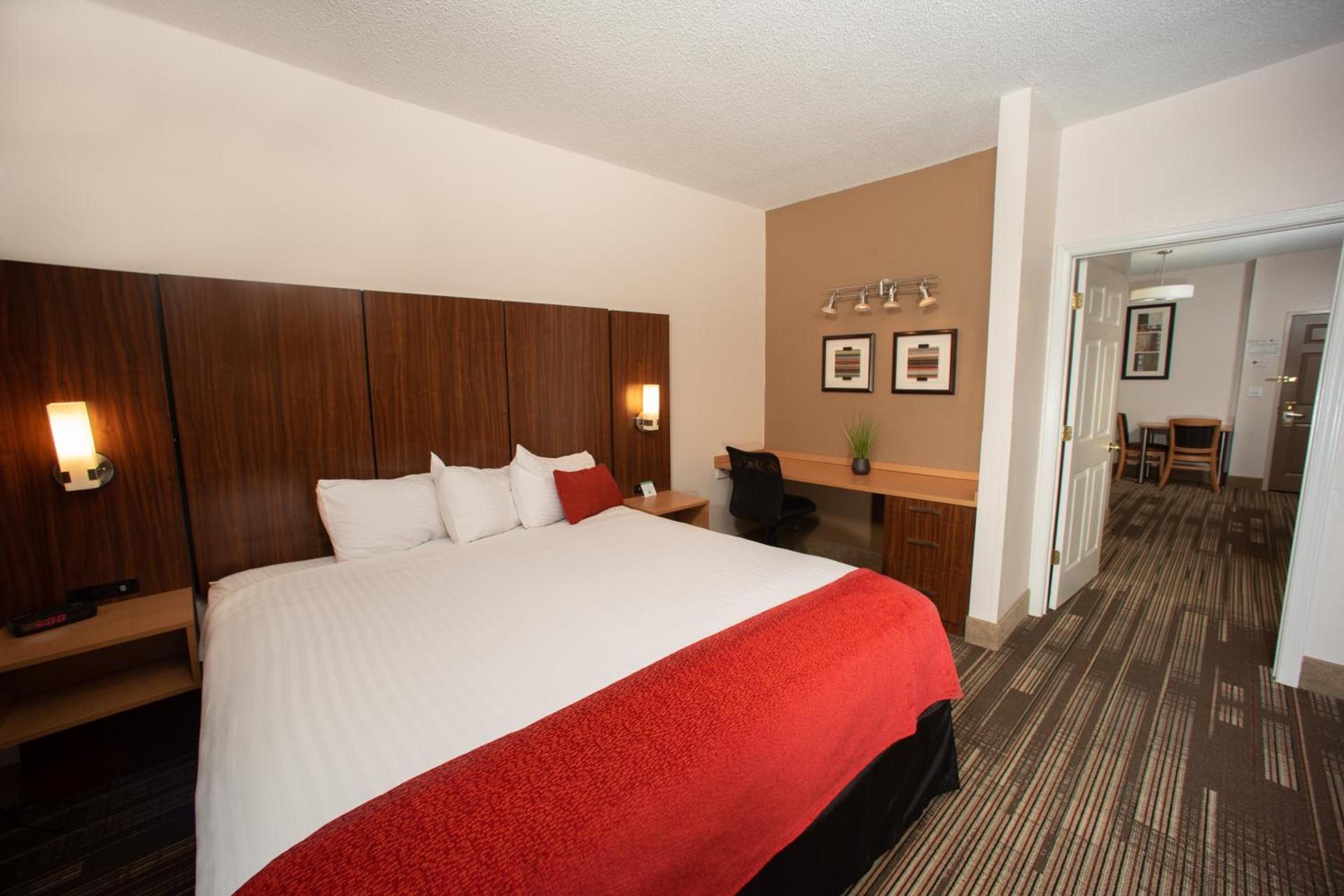 Northfield Inn Suites and Conference Center photo 24