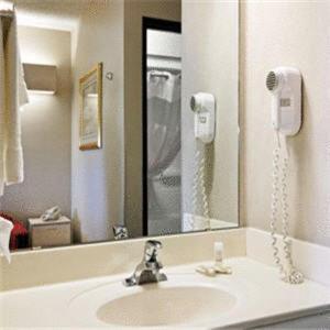 Microtel Inn & Suites by Wyndham Amarillo photo 28