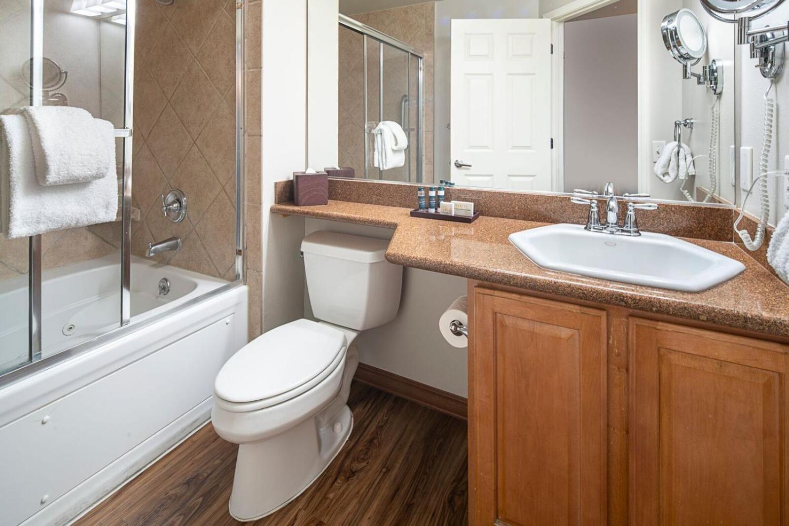 Tahiti All-Suite Resort photo 4