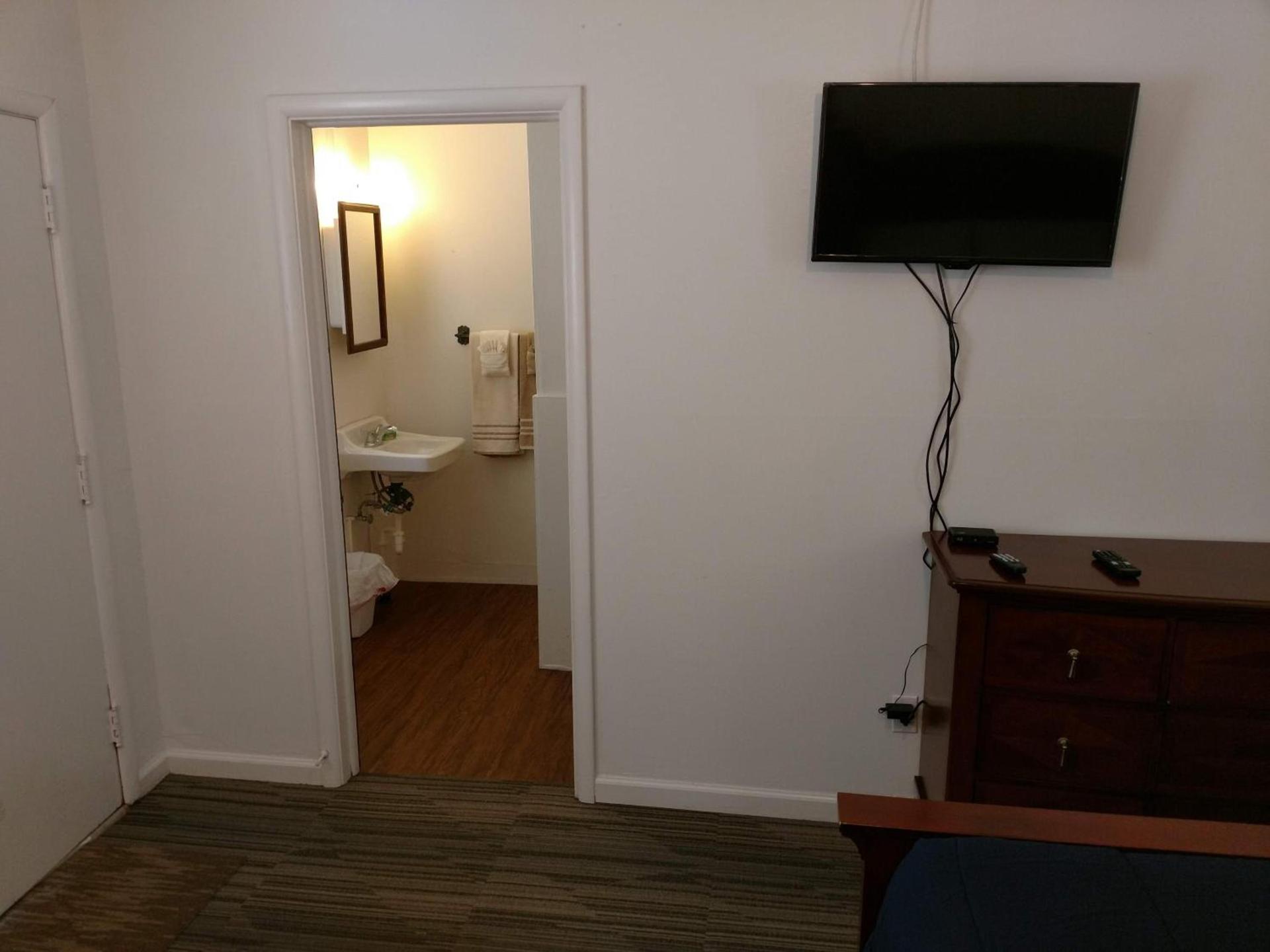 The Ohio Motel photo 82