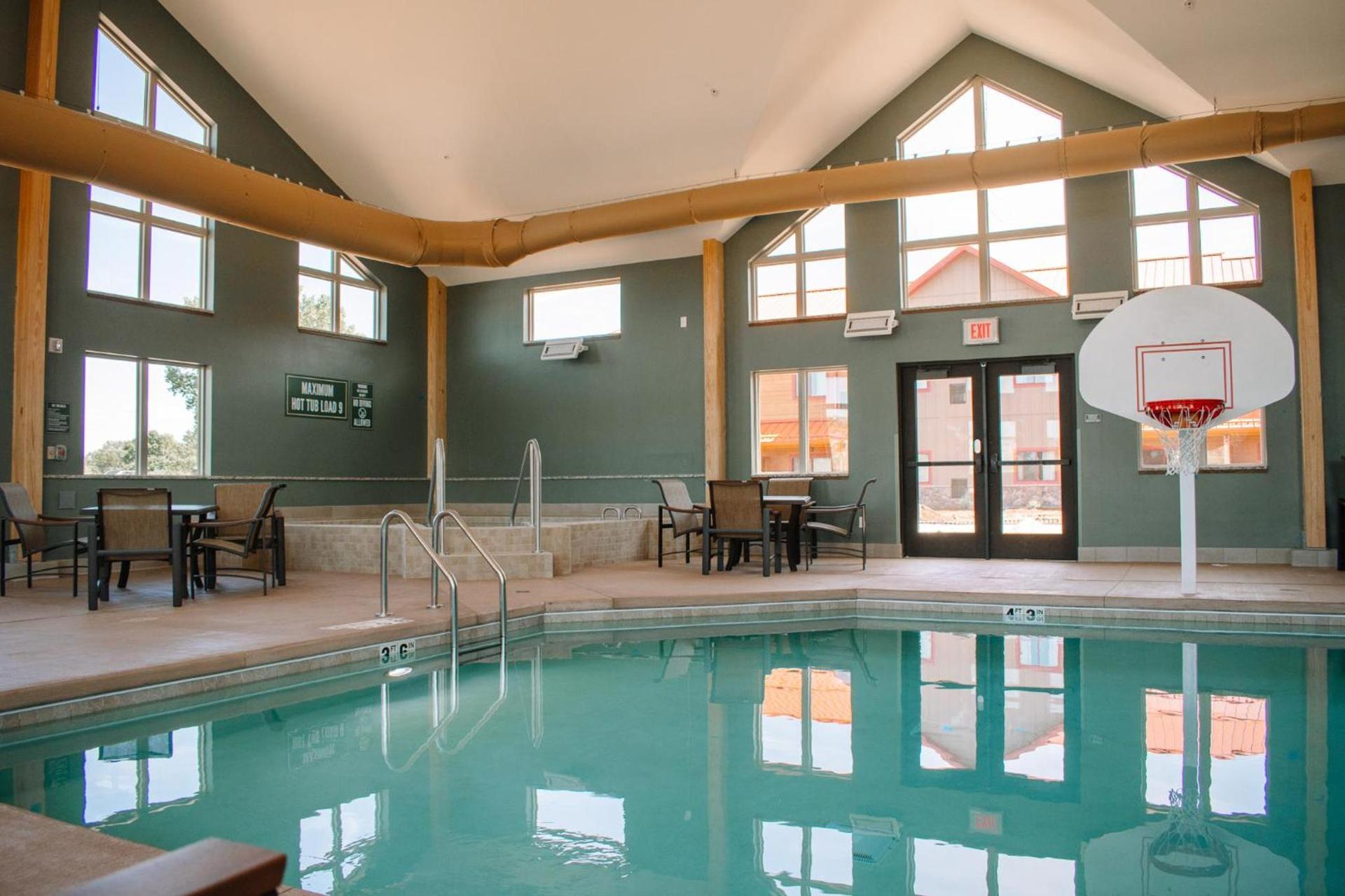 The Lodge at Mauston photo 14