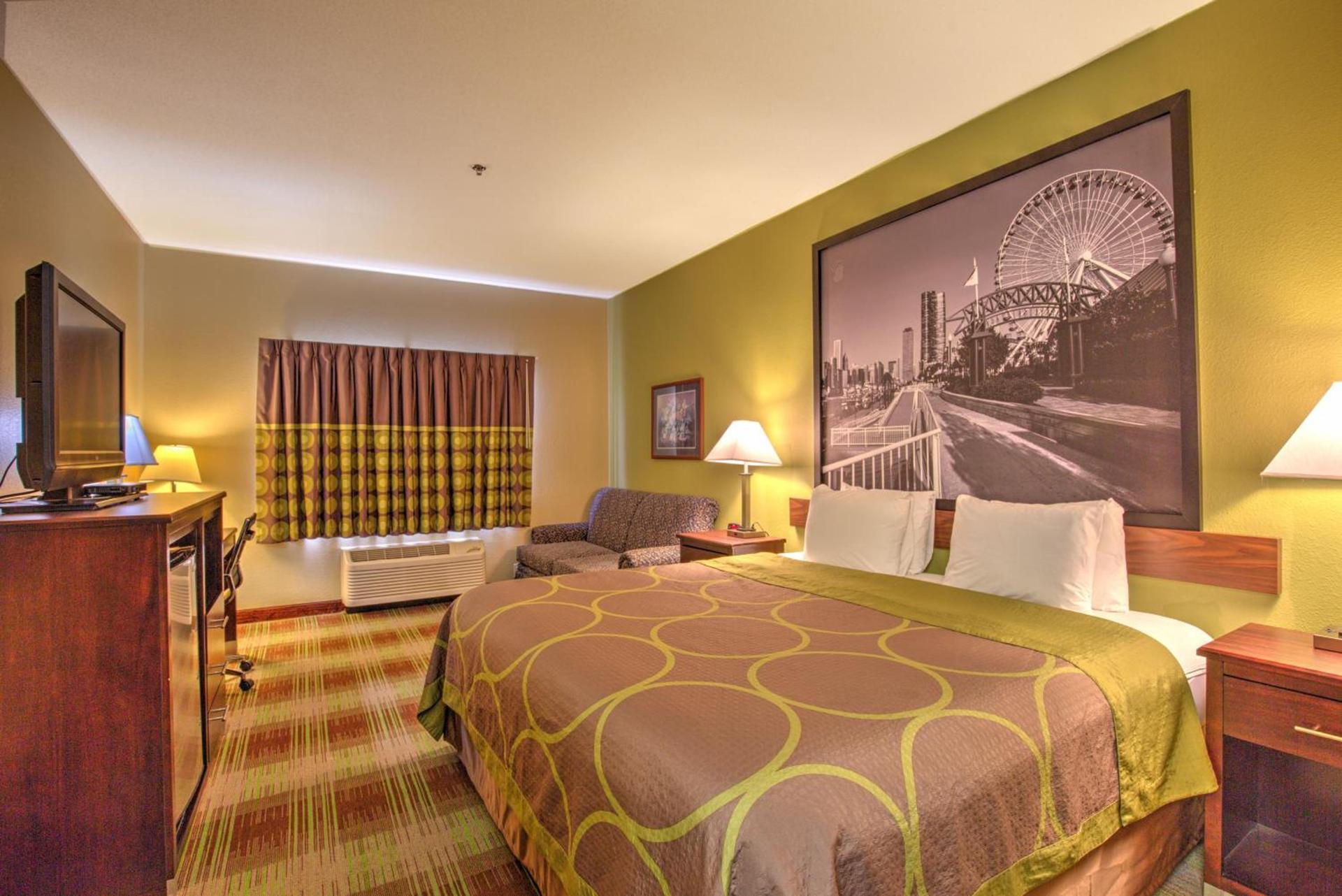 Super 8 by Wyndham Waterloo photo 42
