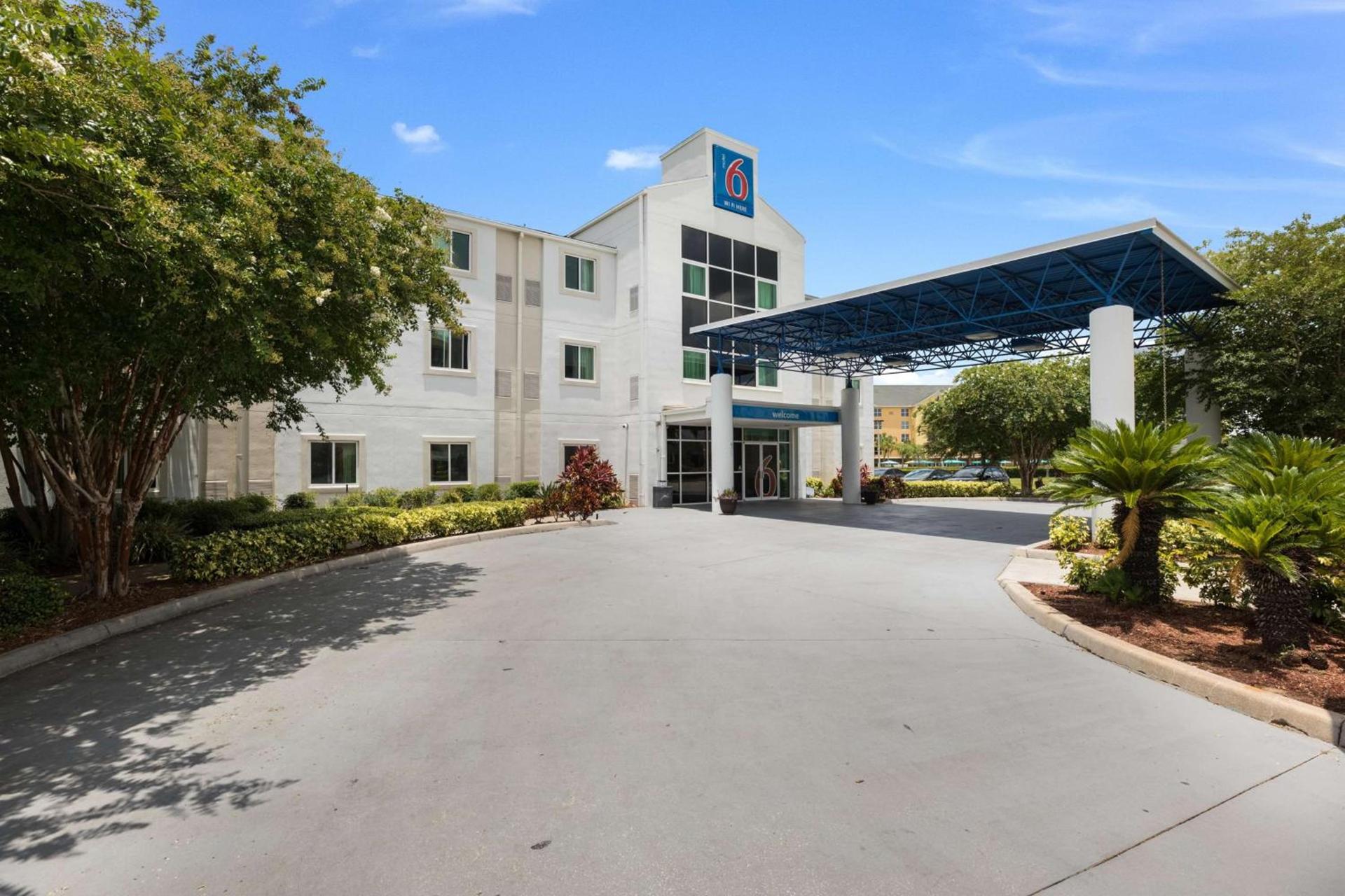 Motel 6-Orlando, FL - International Dr photo 6