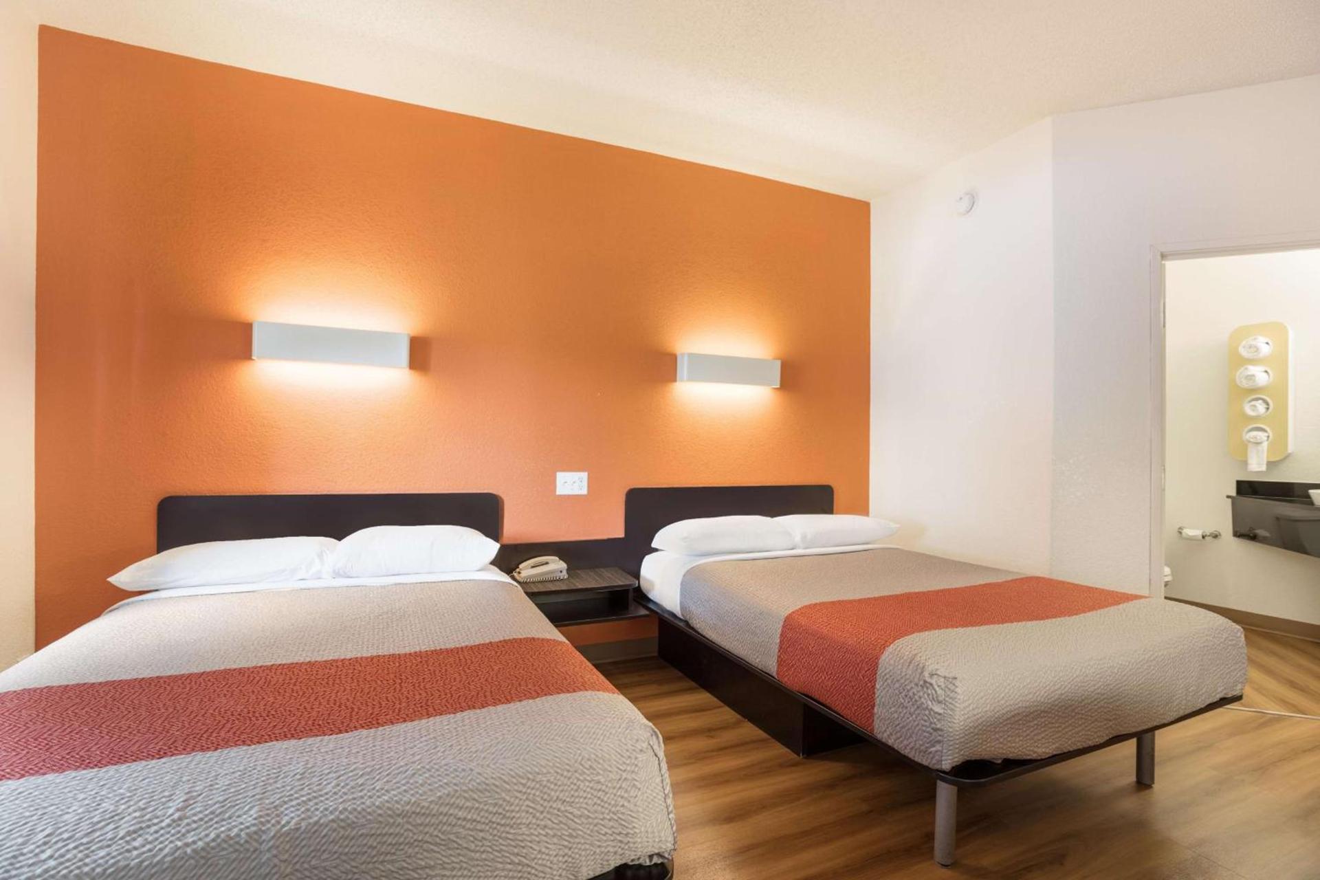 Motel 6-Orlando, FL - International Dr photo 13