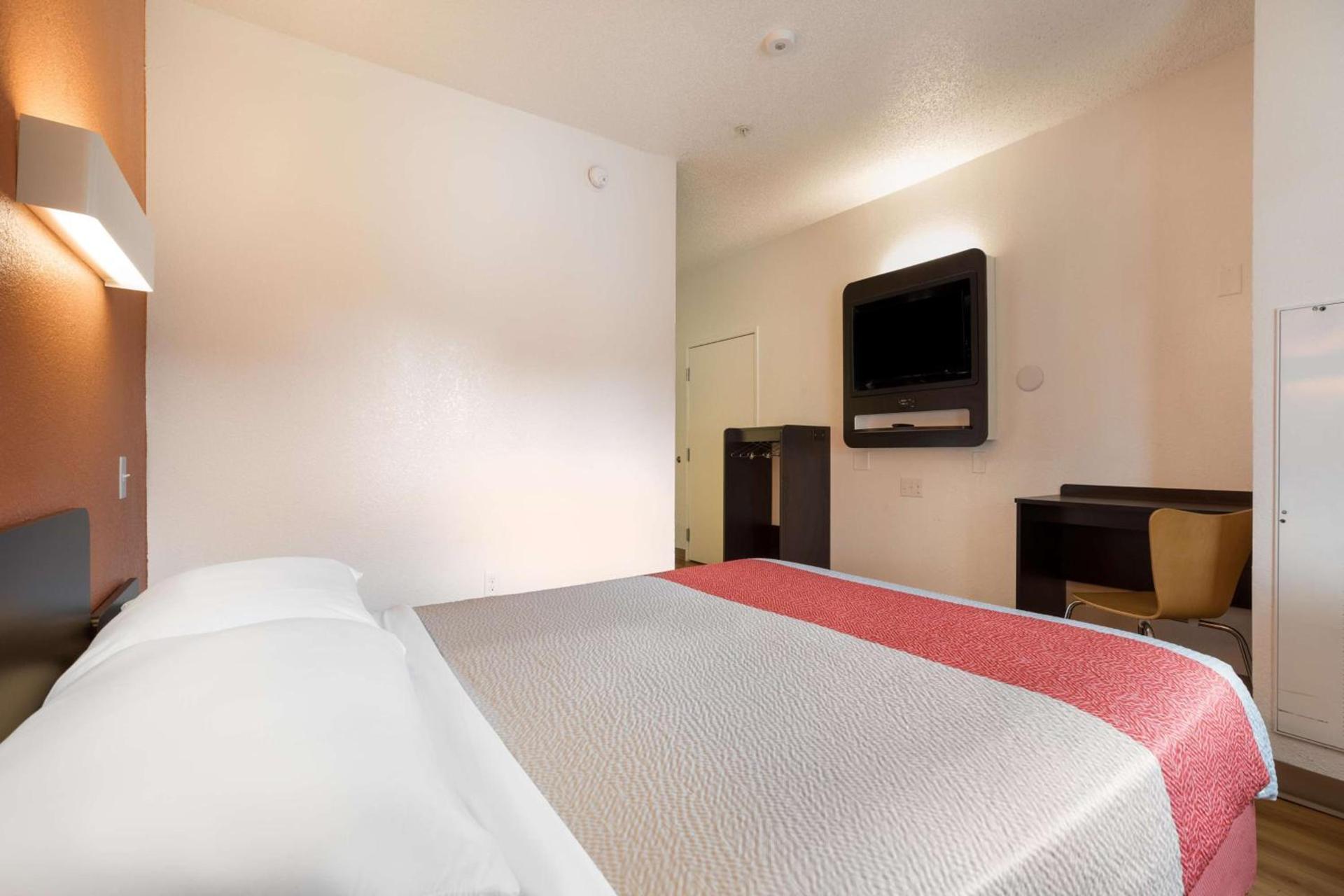 Motel 6-Orlando, FL - International Dr photo 20