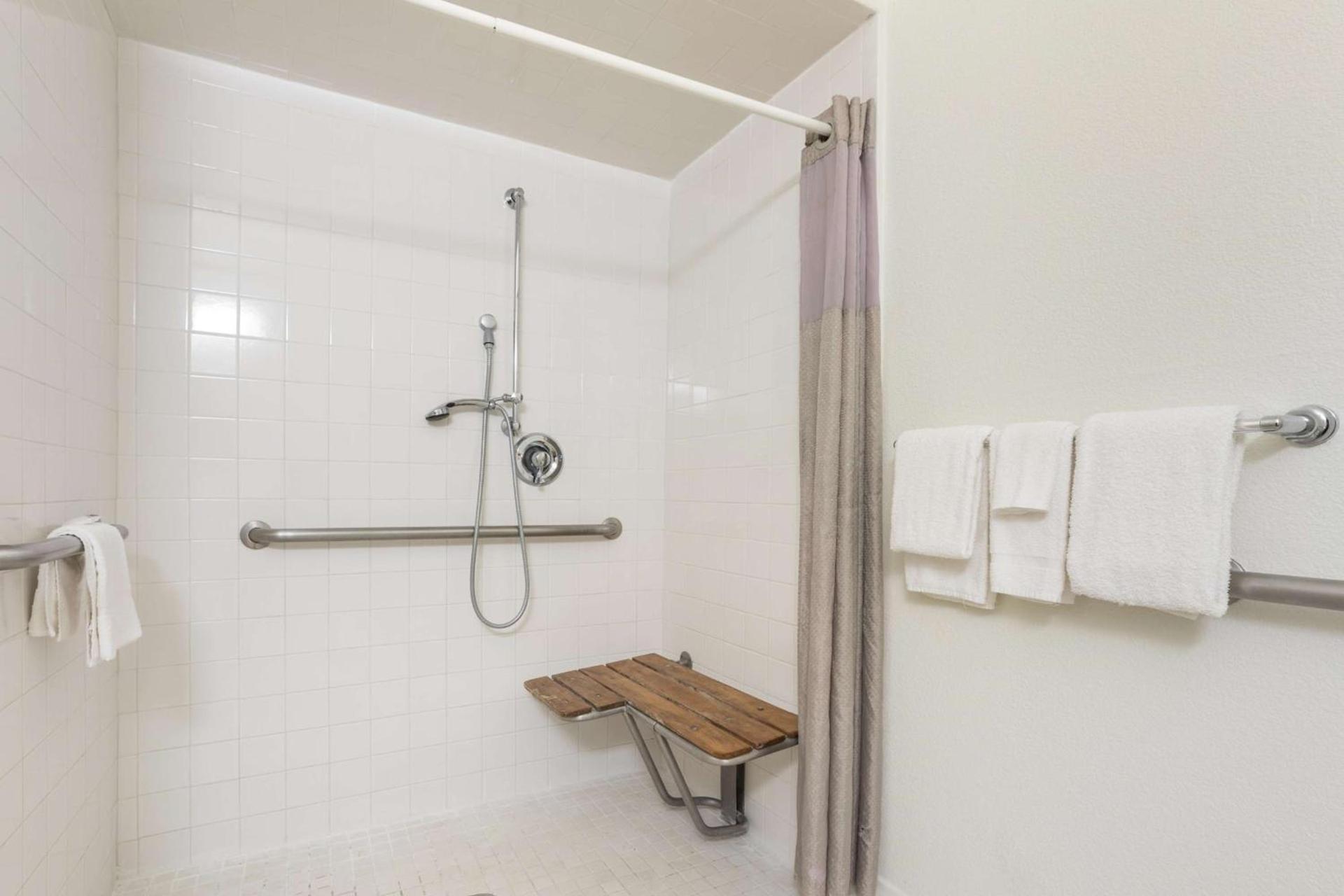 Motel 6-Orlando, FL - International Dr photo 26