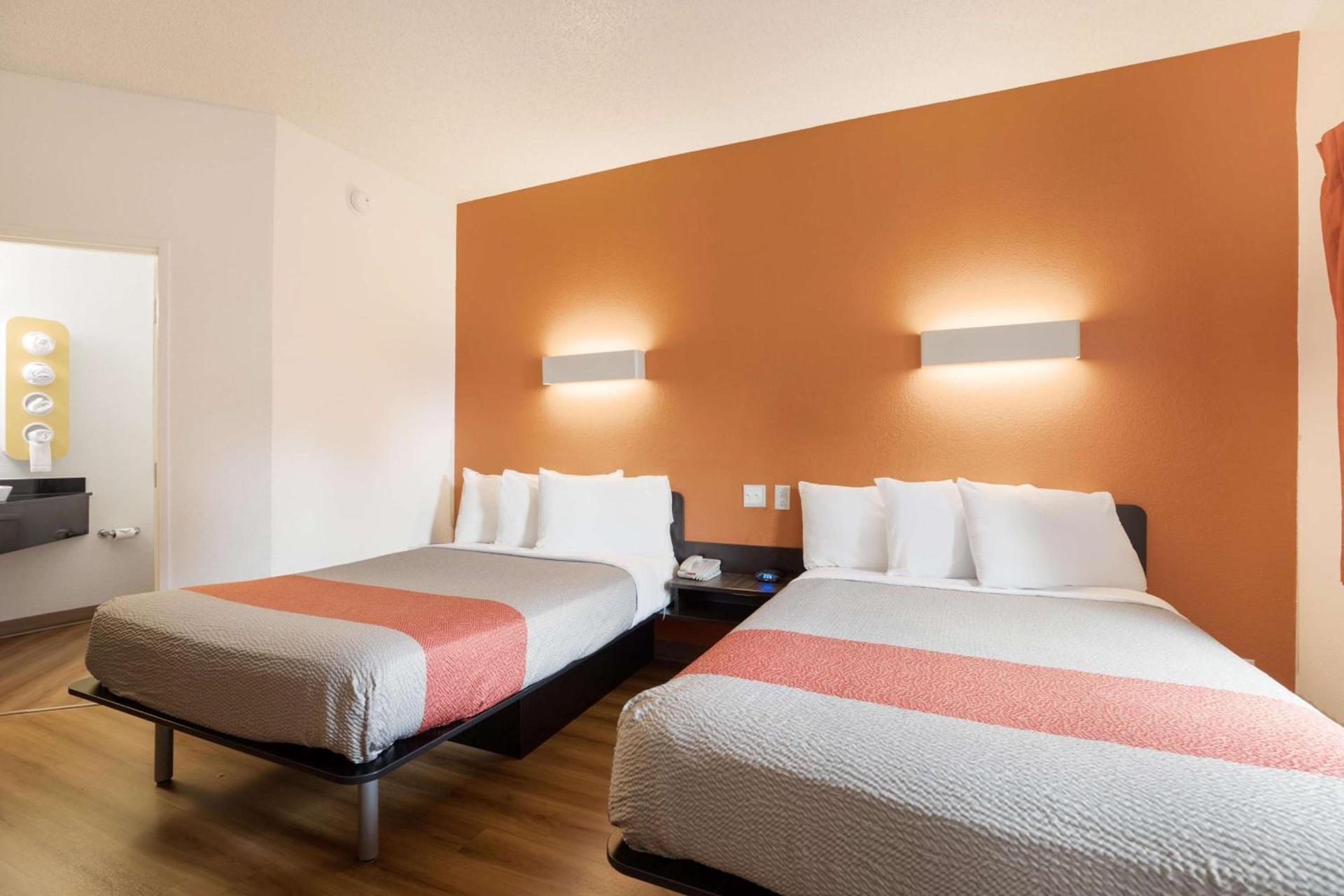 Motel 6-Orlando, FL - International Dr photo 17