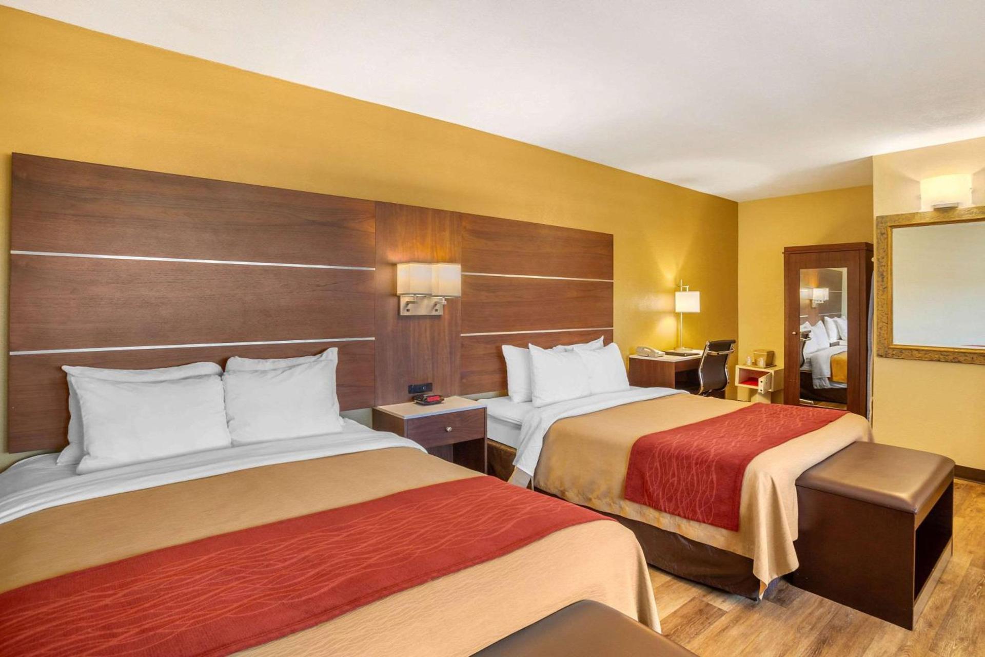 Comfort Inn San Diego Airport At The Harbor photo 43