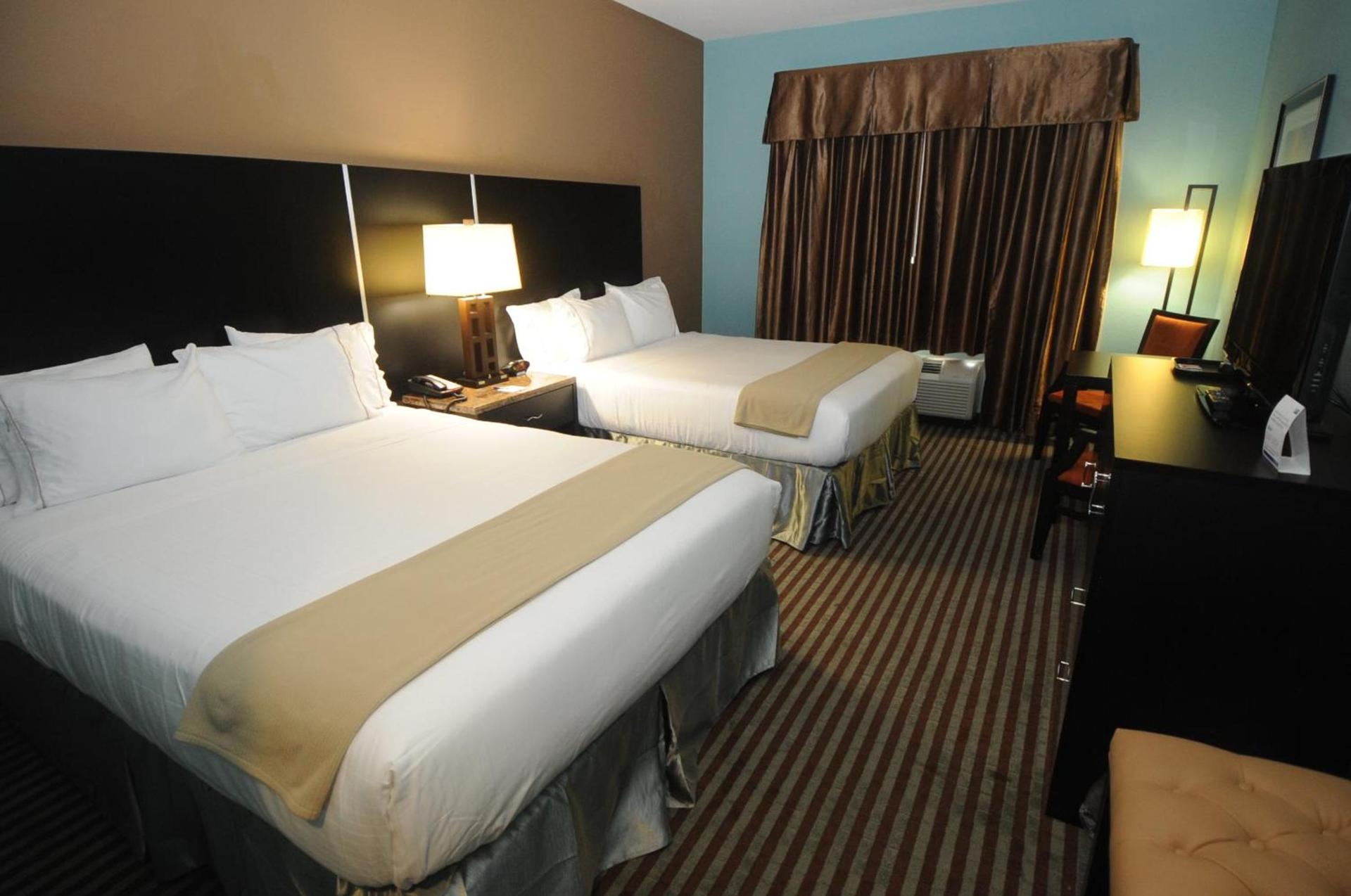 Holiday Inn Express Somerset by IHG photo 6