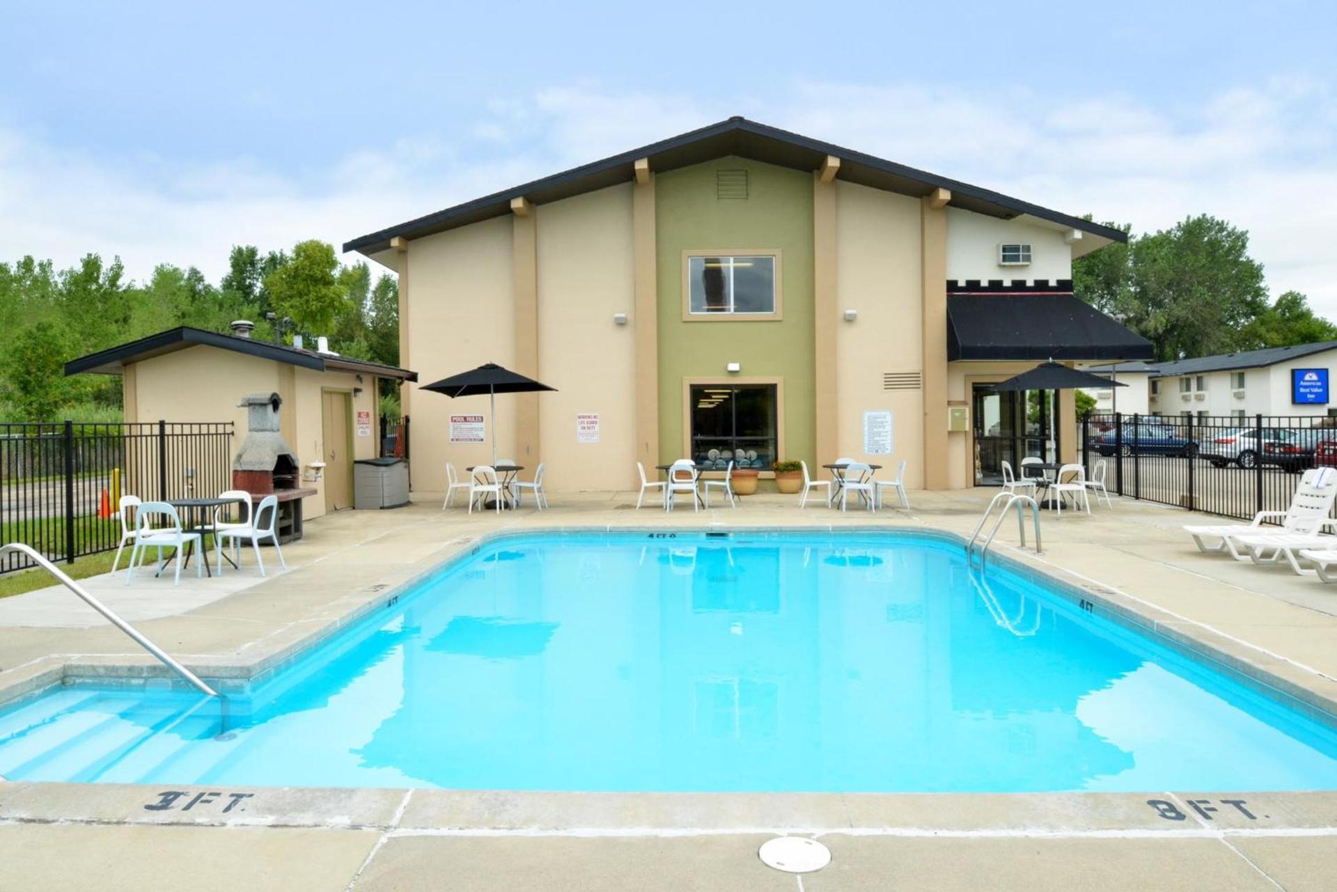 Valued Stay Madison photo 39