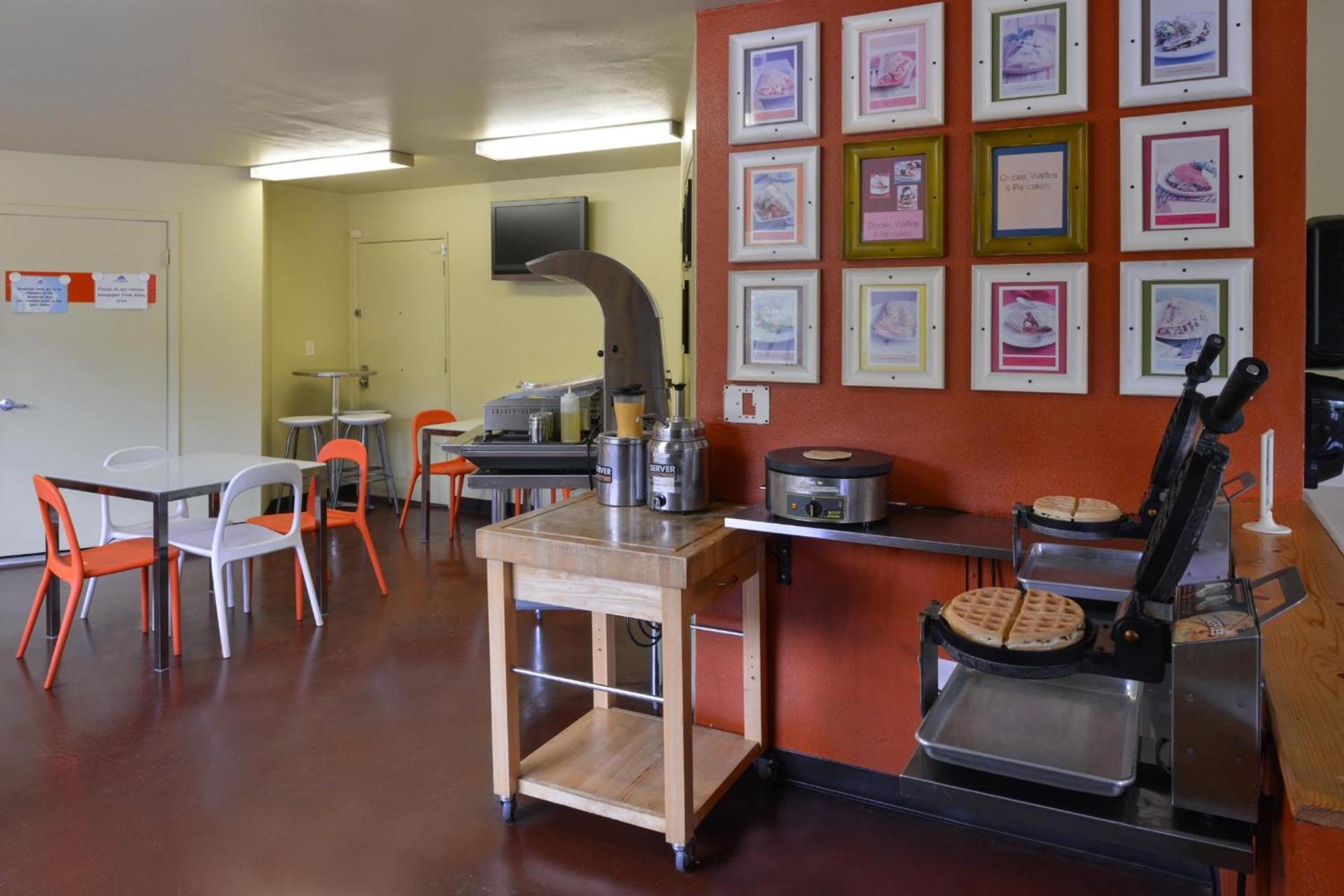 Valued Stay Madison photo 16