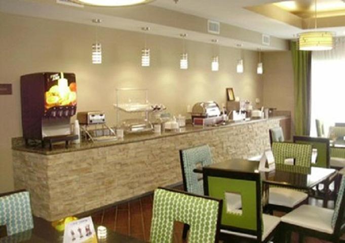 Comfort Suites near Tanger Outlet Mall photo 45