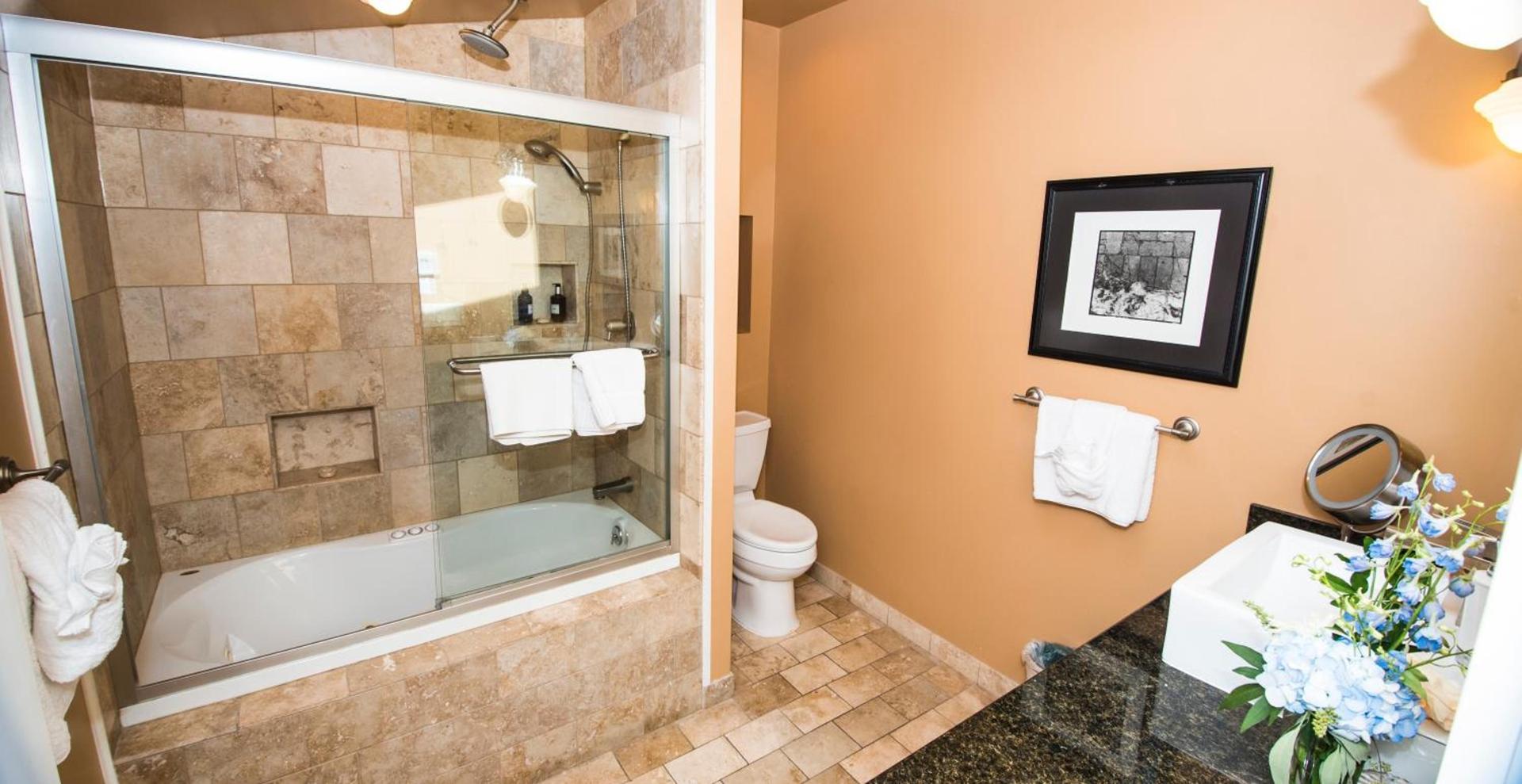 Fairview Inn photo 8