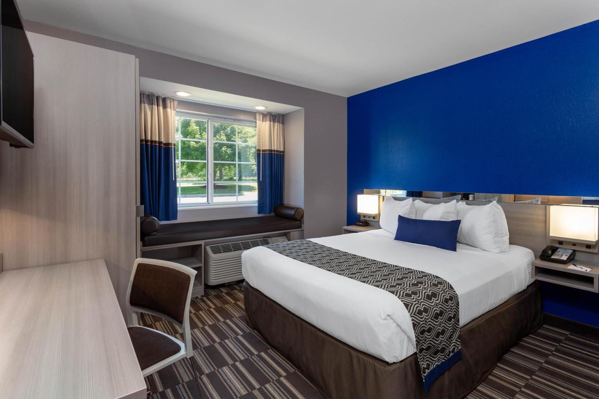 Microtel Inn & Suites by Wyndham Bethel/Danbury photo 31