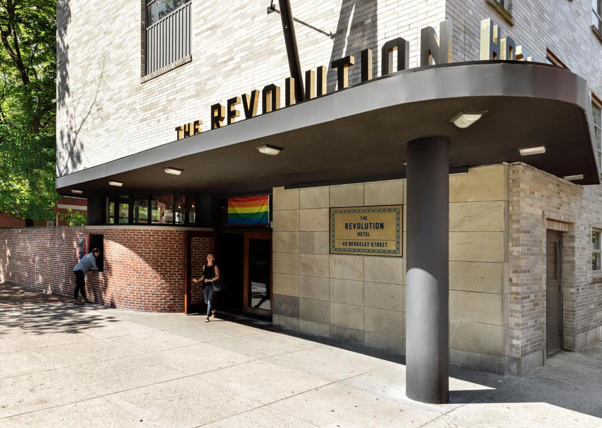 The Revolution Hotel photo 5