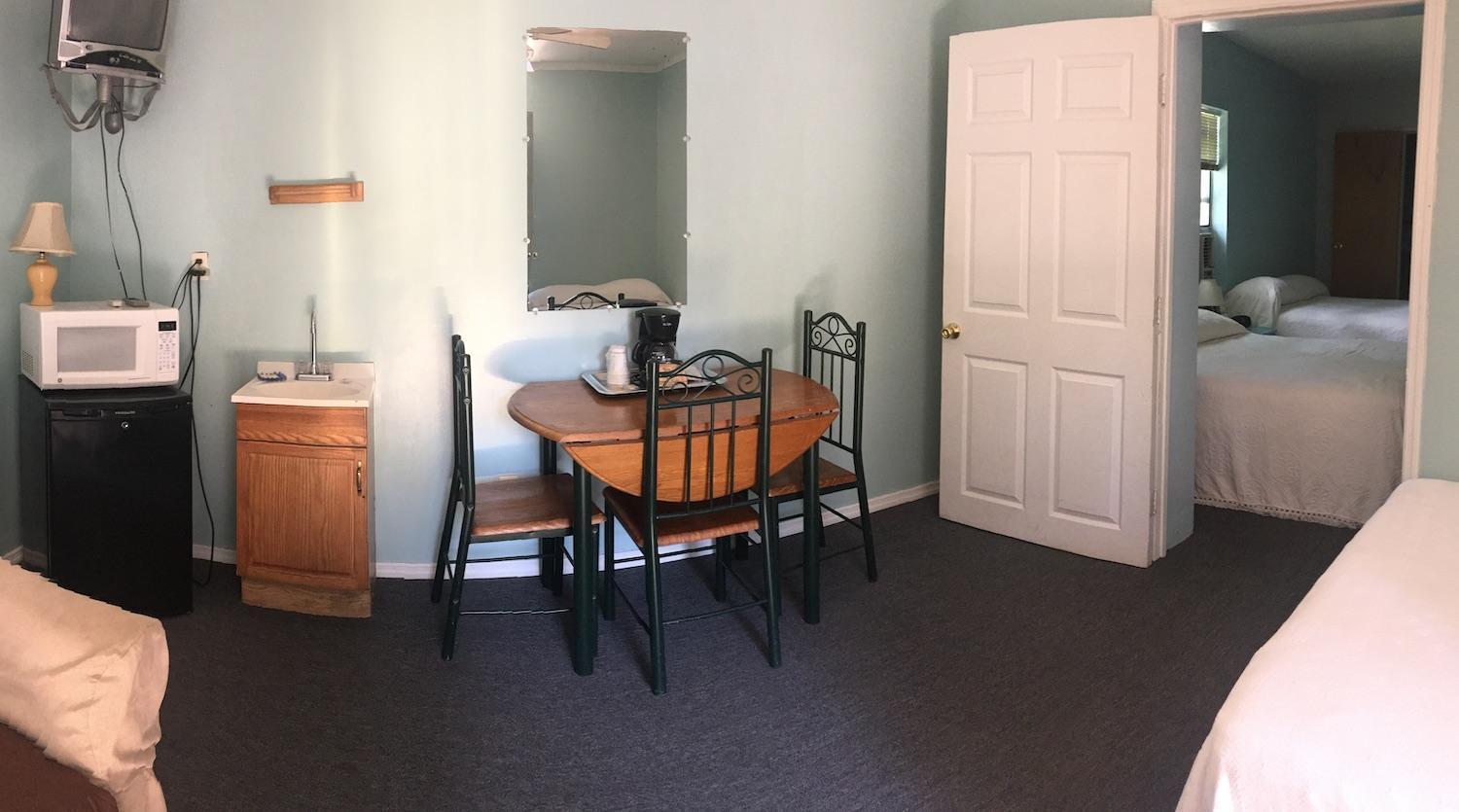 Cindy’s Motel & RV Park photo 10