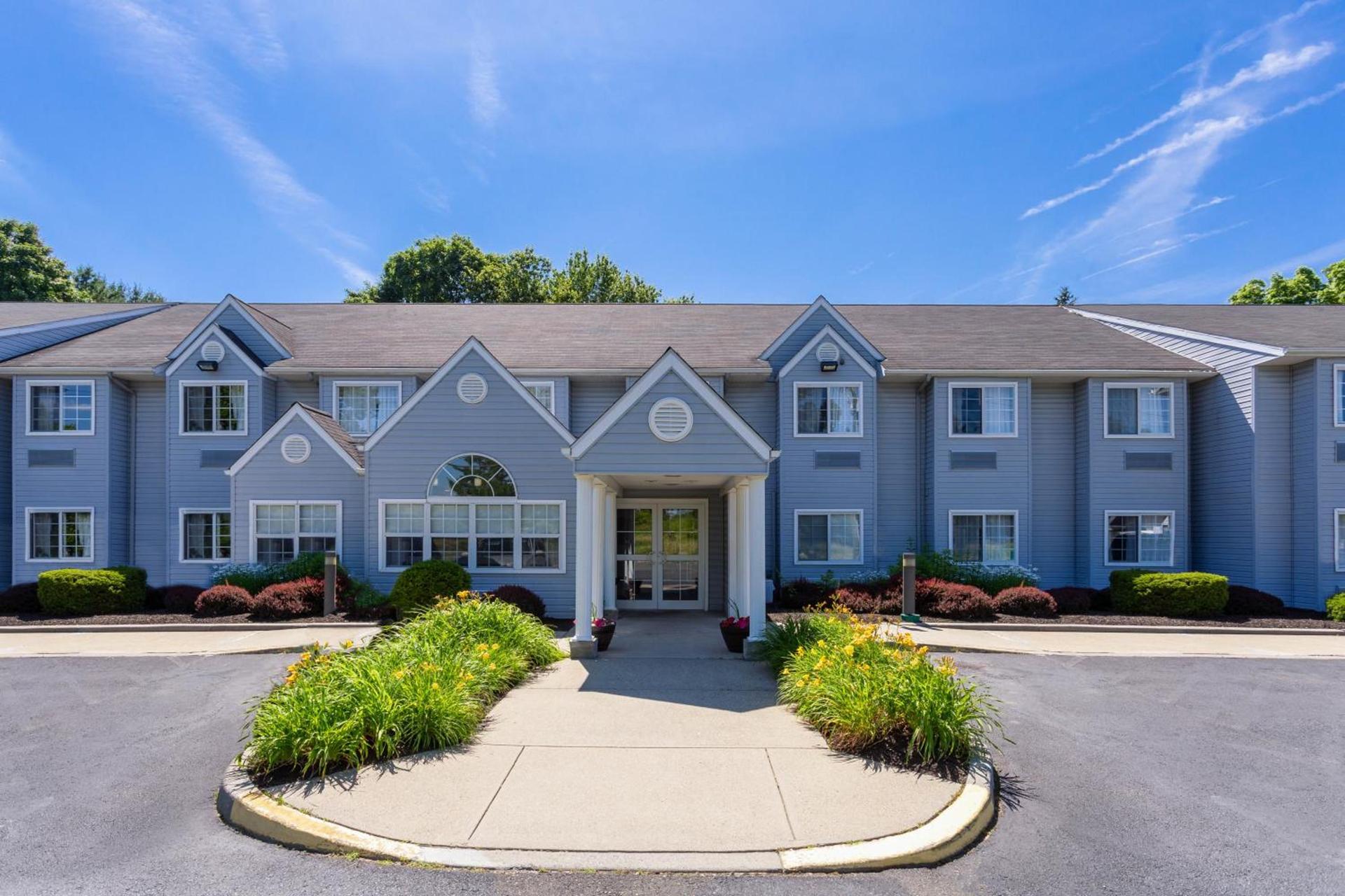 Microtel Inn & Suites by Wyndham Bethel/Danbury photo 21