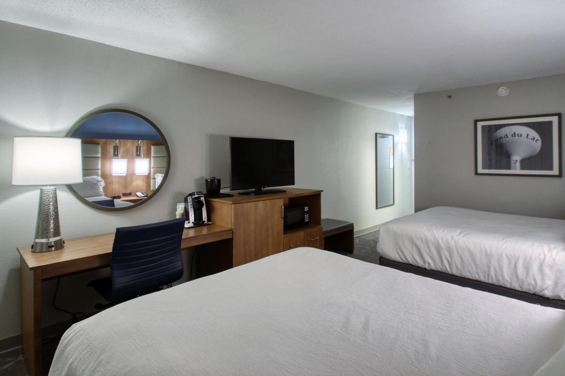Radisson Hotel and Conference Center Fond du Lac photo 58