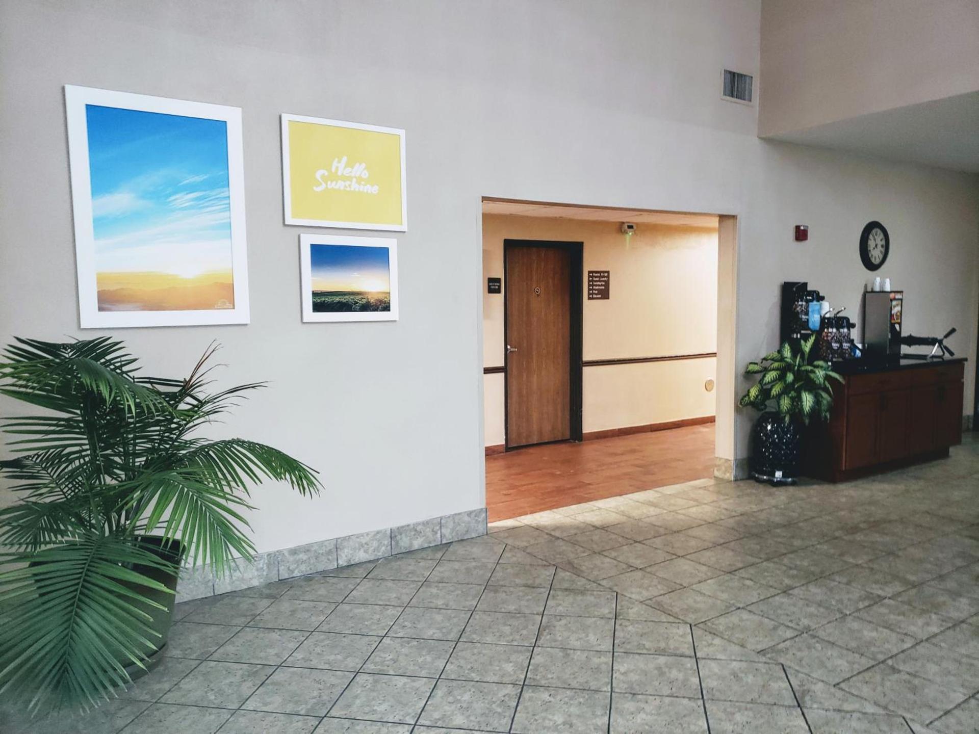 Days Inn & Suites by Wyndham Morris I-80 photo 56
