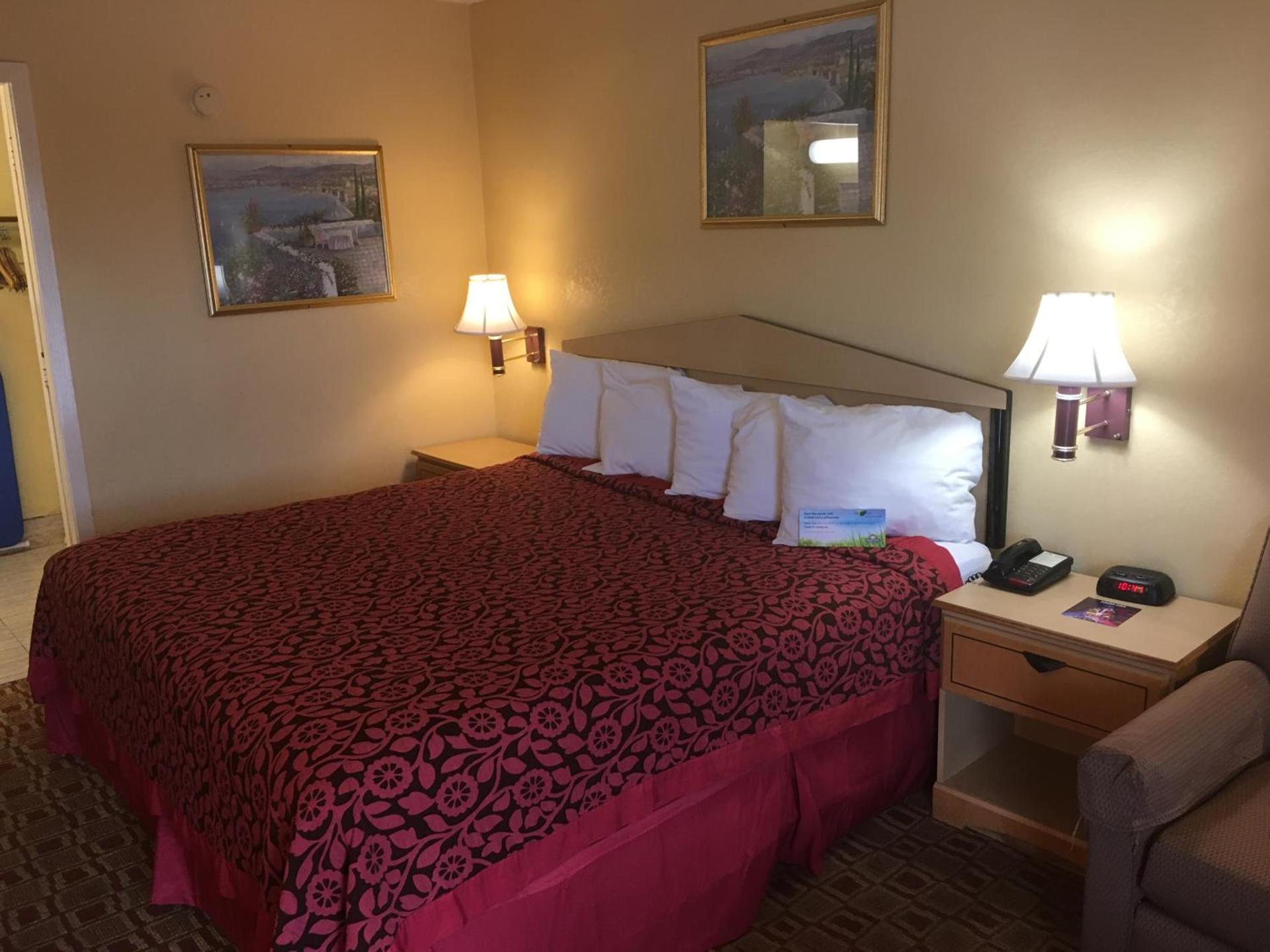 Days Inn by Wyndham Yazoo City photo 30