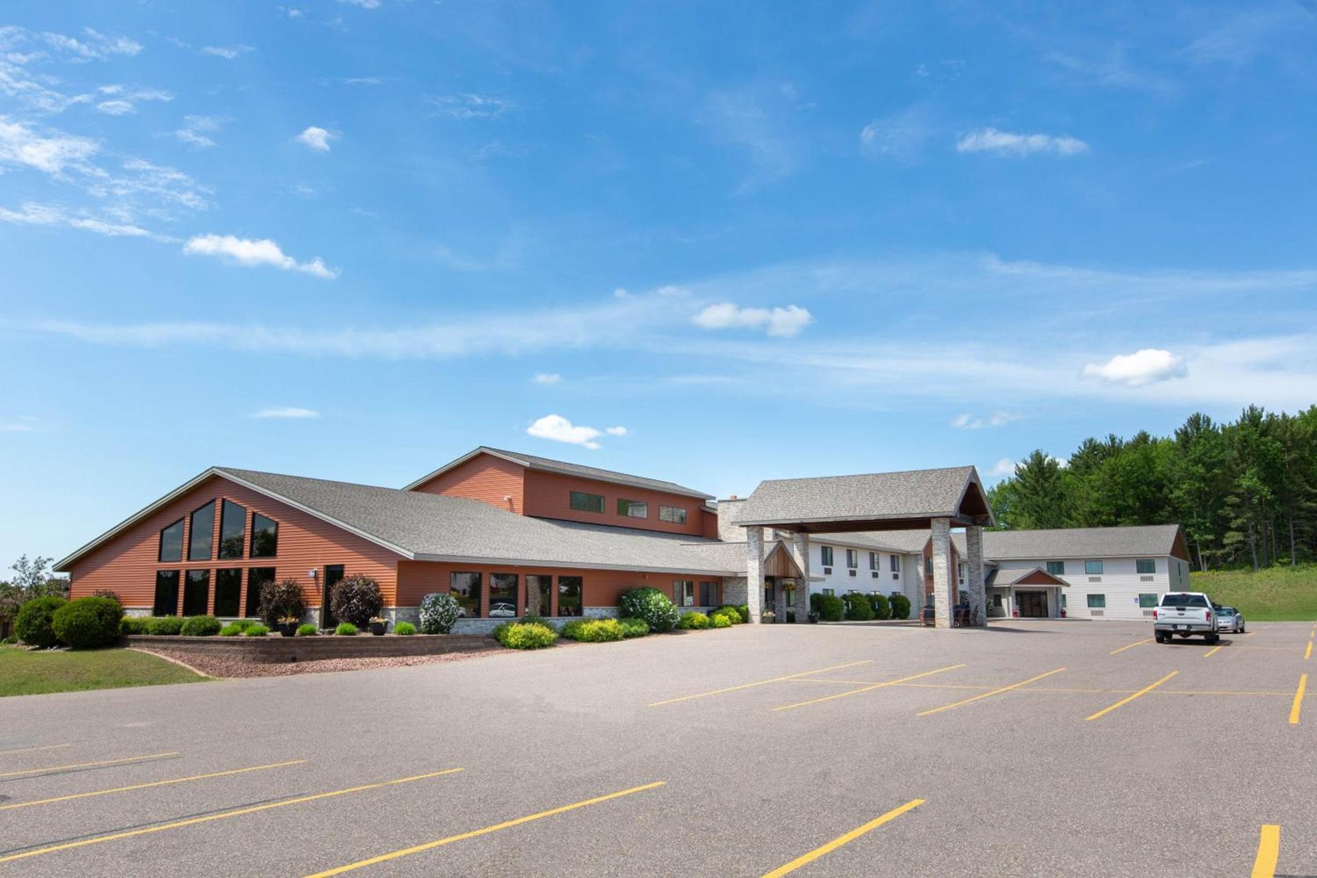 AmericInn by Wyndham Merrill photo 2