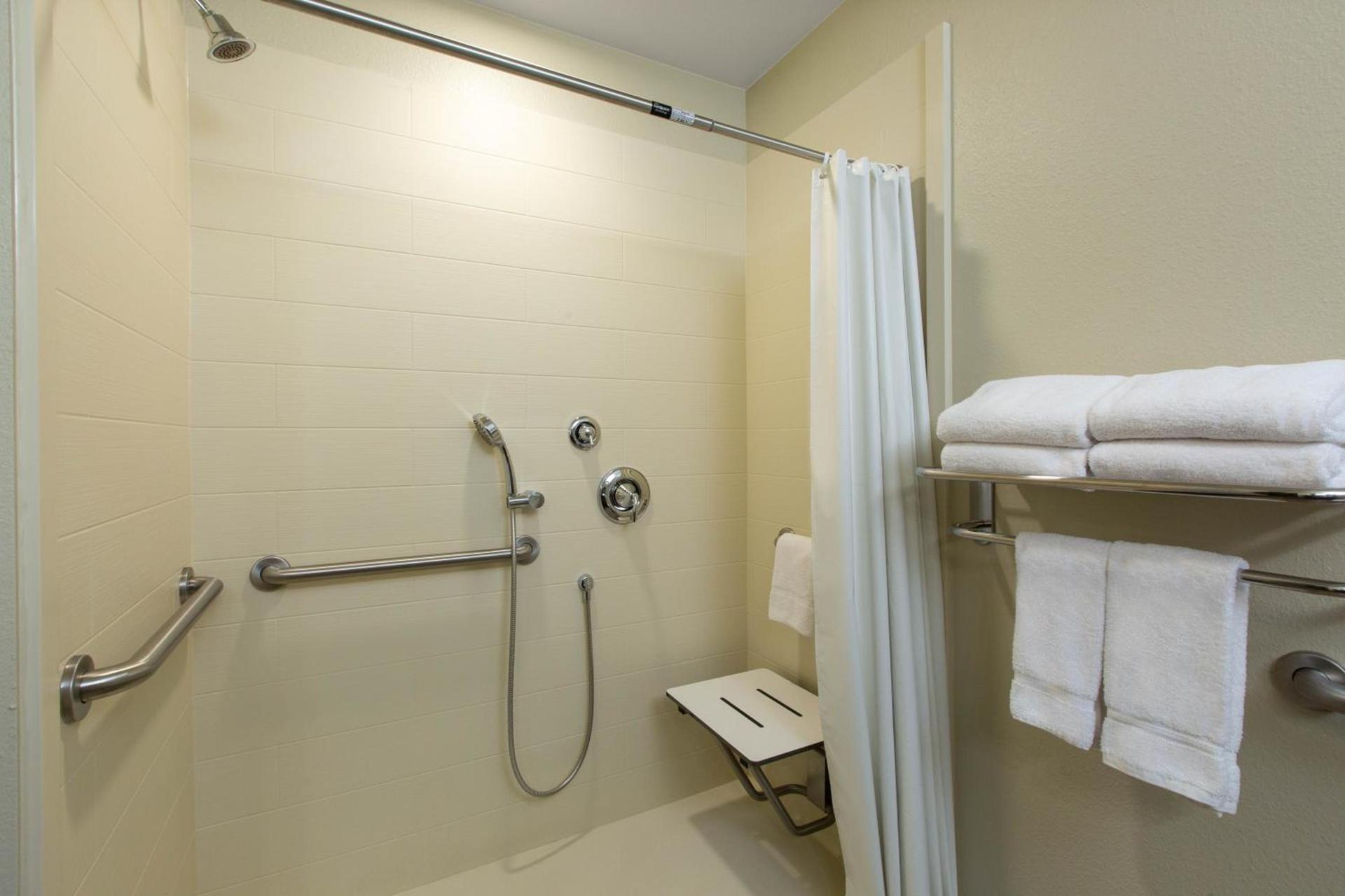 AmericInn by Wyndham Merrill photo 13