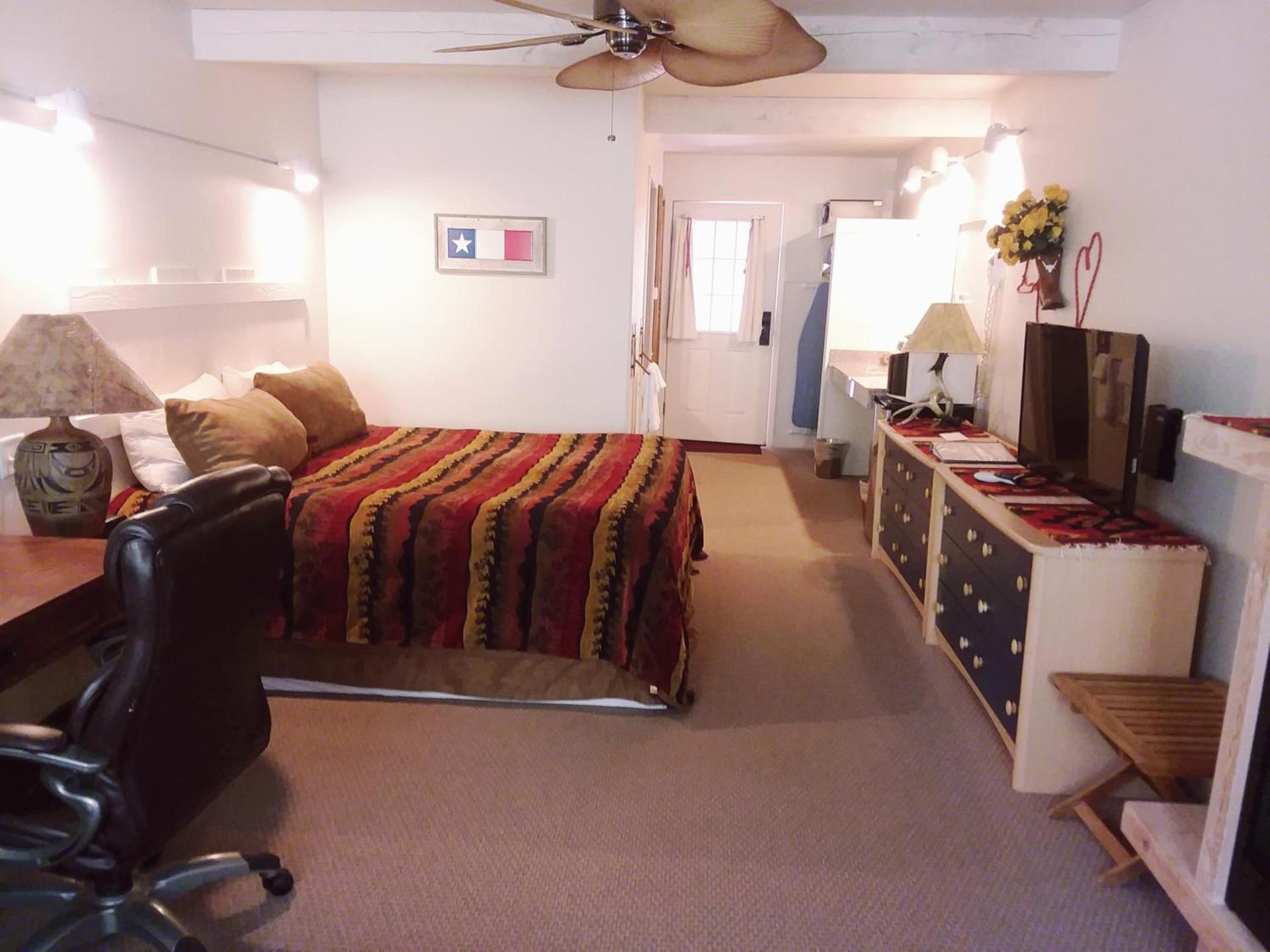 Hot Springs Inn photo 8