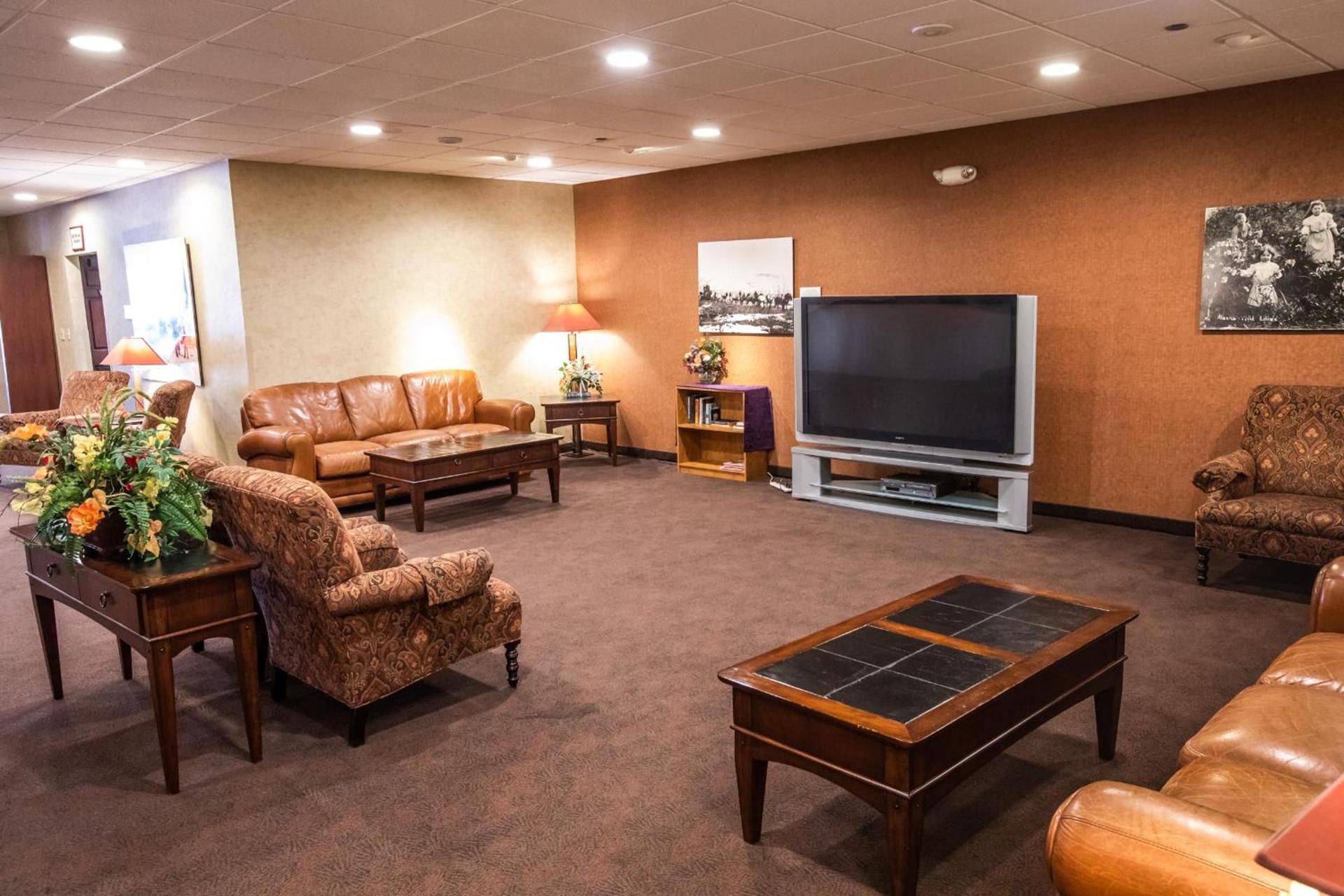 Sophie Station Suites photo 15