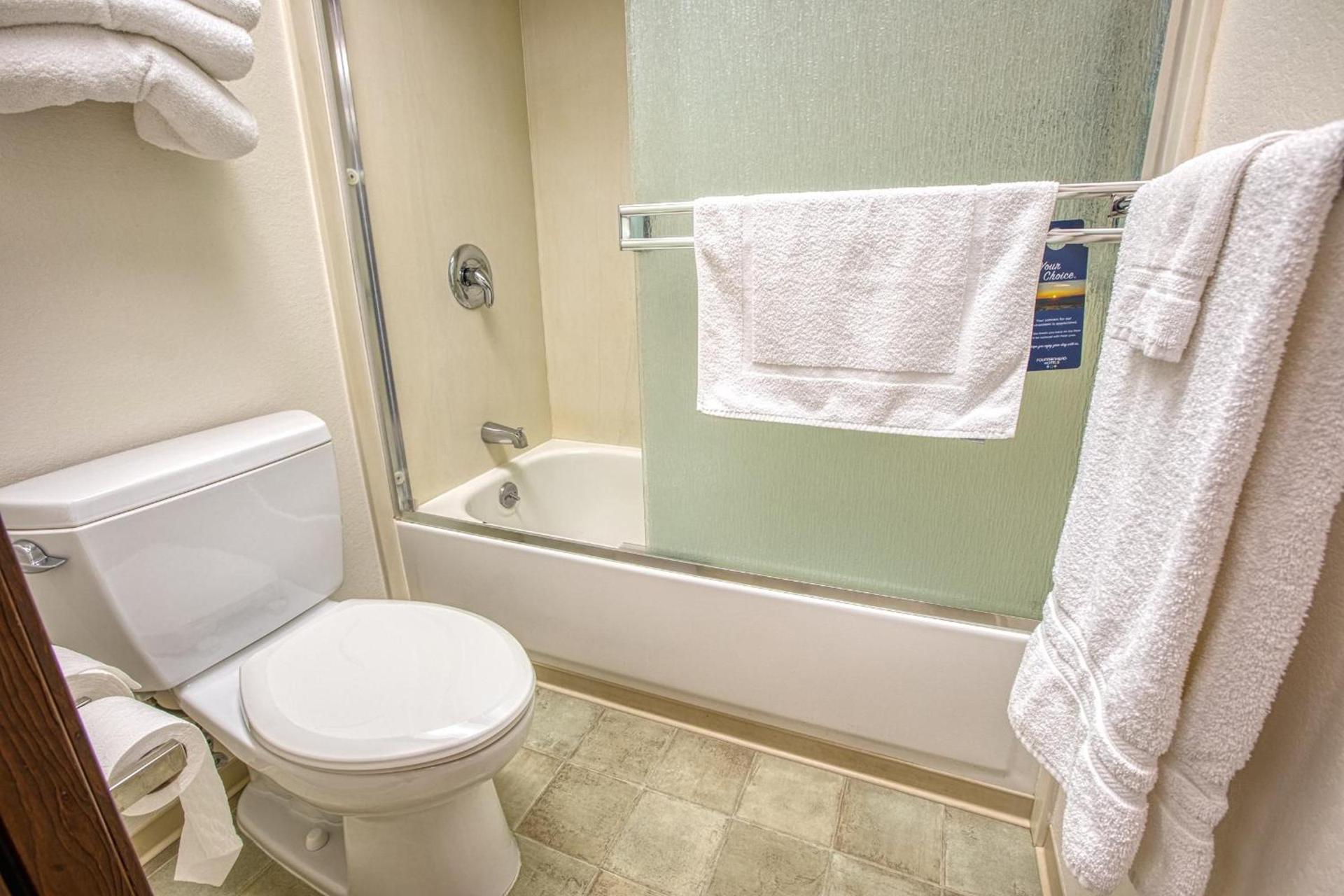 Sophie Station Suites photo 4
