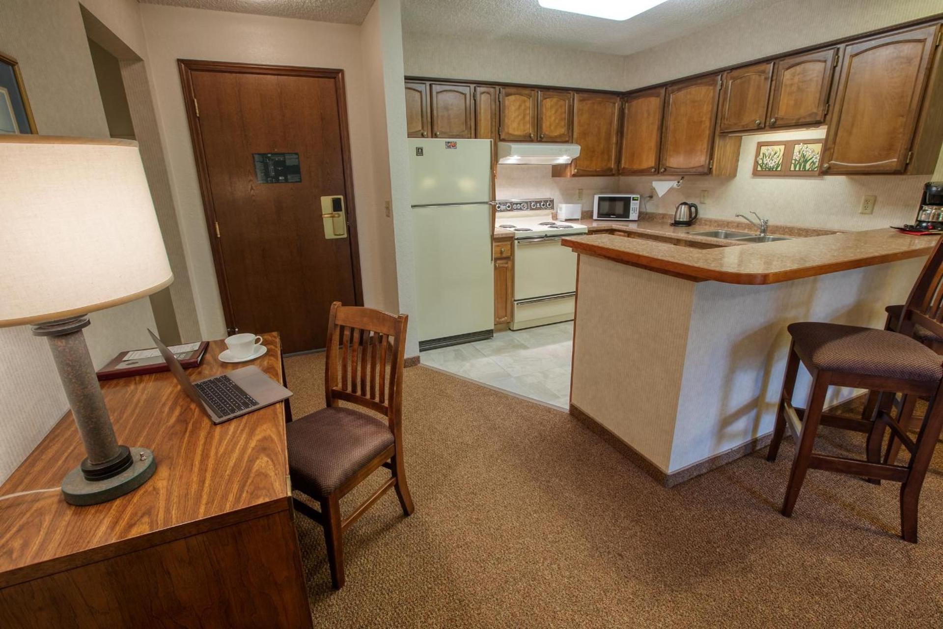 Sophie Station Suites photo 3