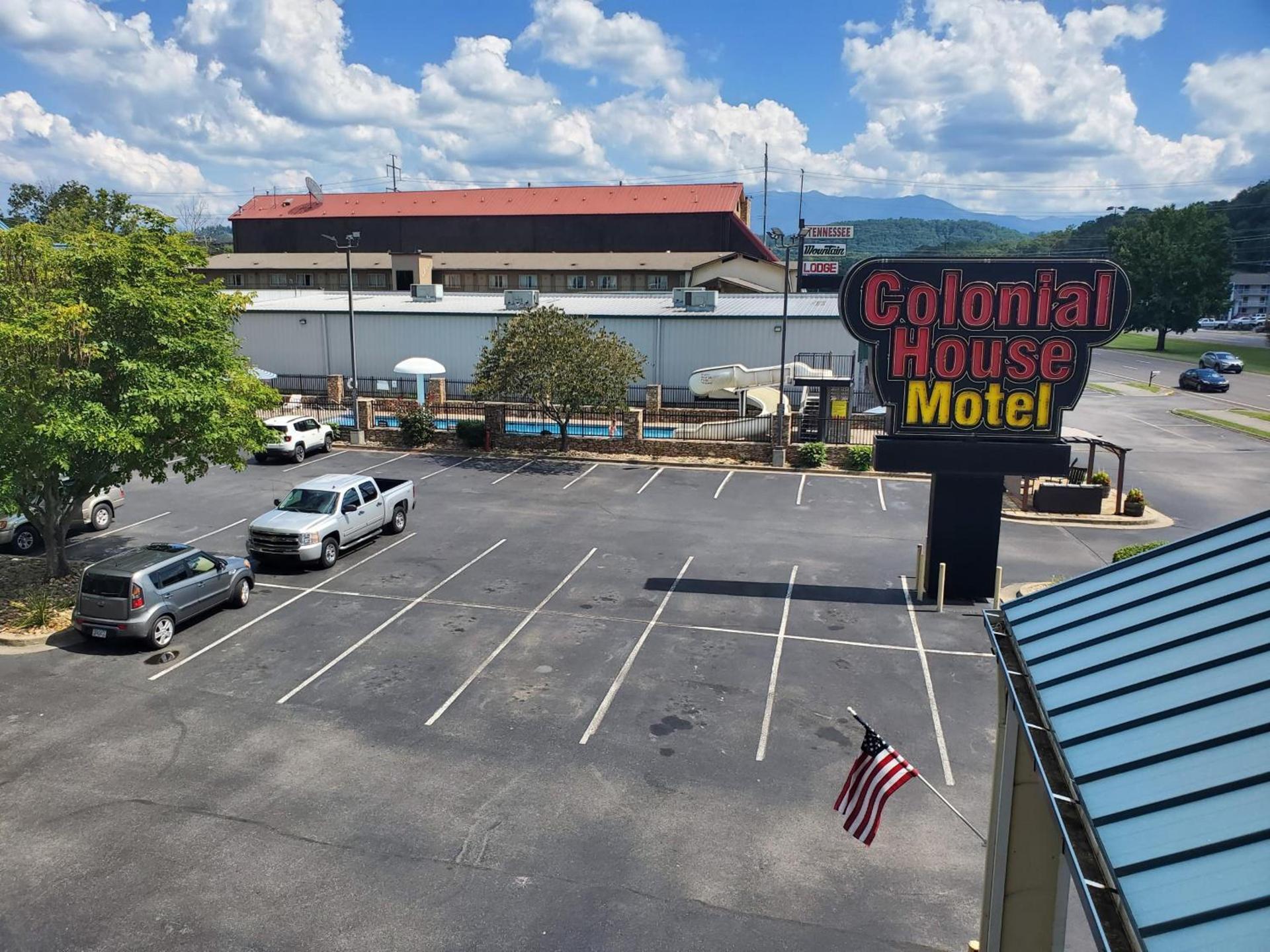 Colonial House Motel photo 59