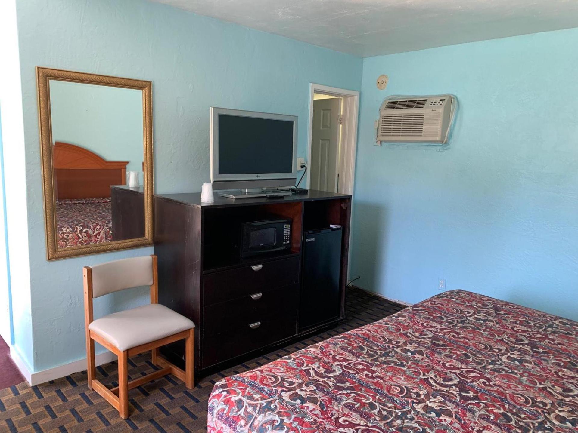 Travel Inn Daytona photo 10