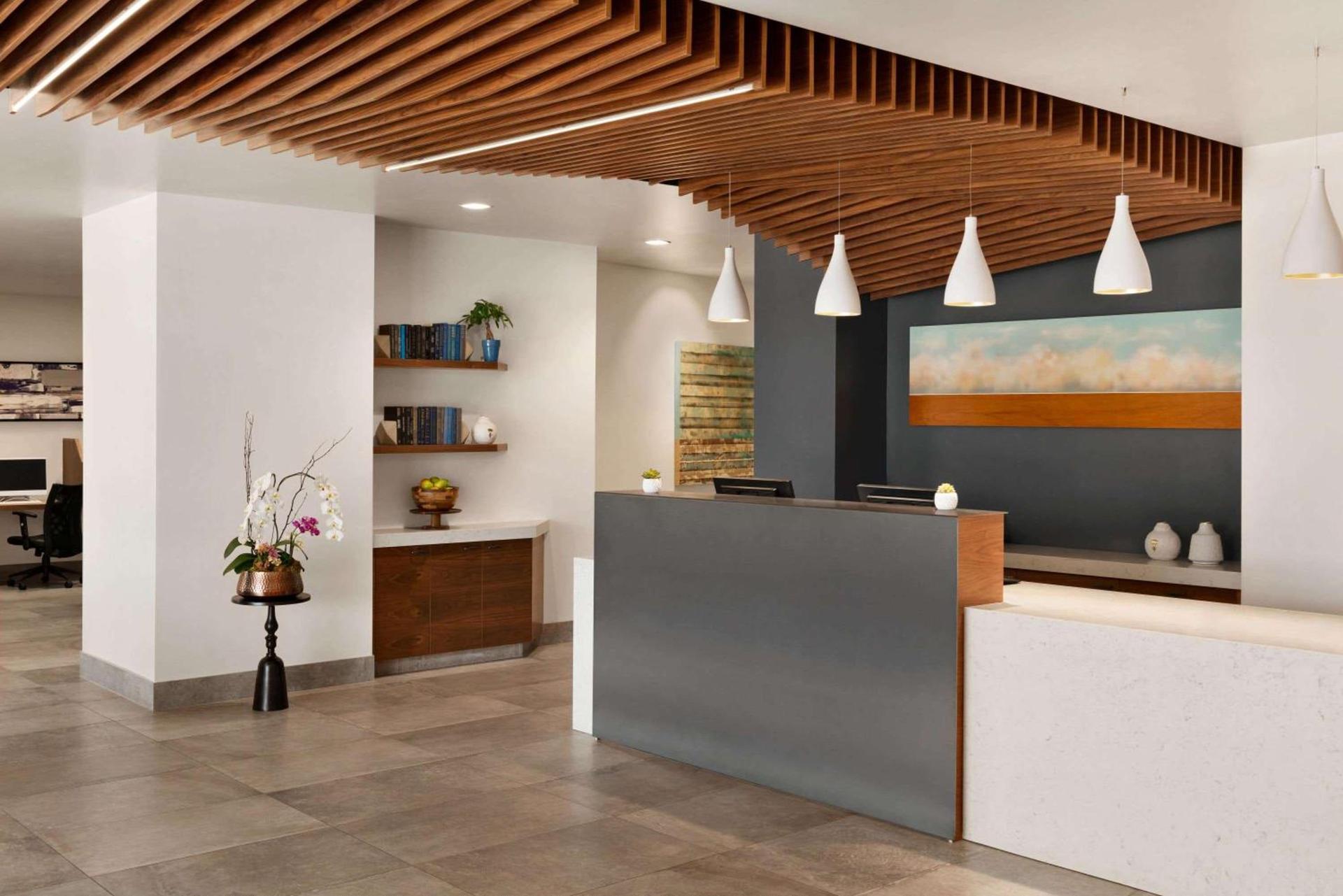 La Quinta by Wyndham San Luis Obispo photo 26