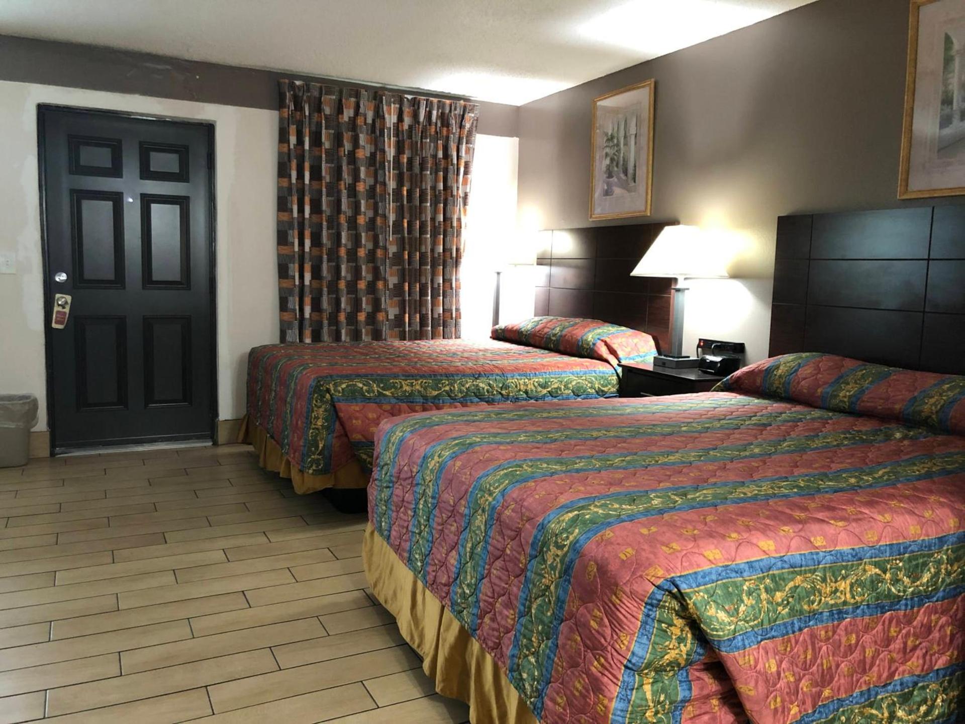 Sun Coast Inn photo 31